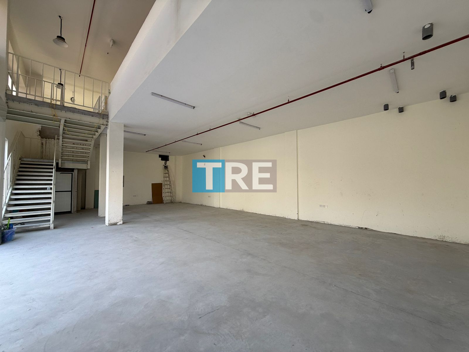 BRAND NEW WAREHOUSE FOR RENT, WITH HIGH POWER ELECTRICITY OF 40 KILOWATTS. .