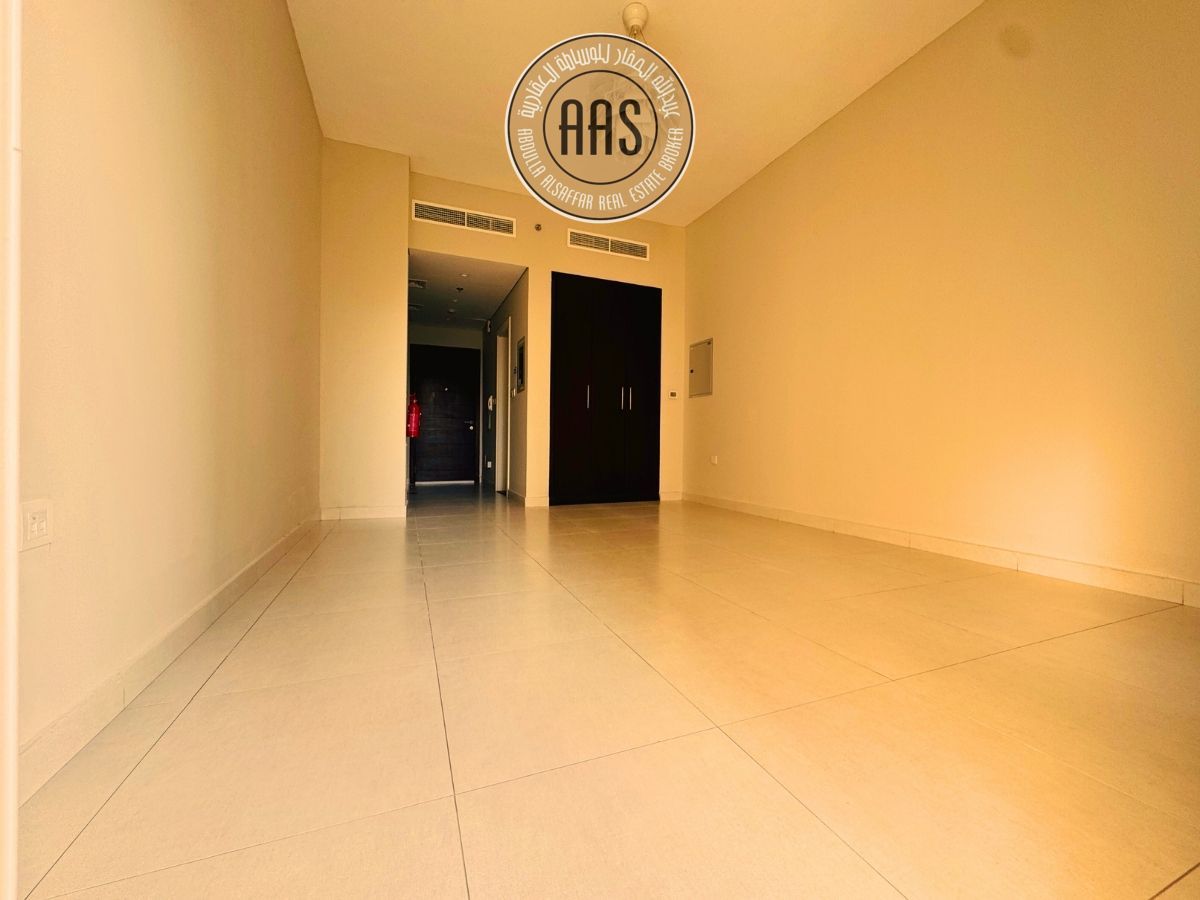 Big Feel in a Smart Space. Ready Studio with Balcony | Dubai South