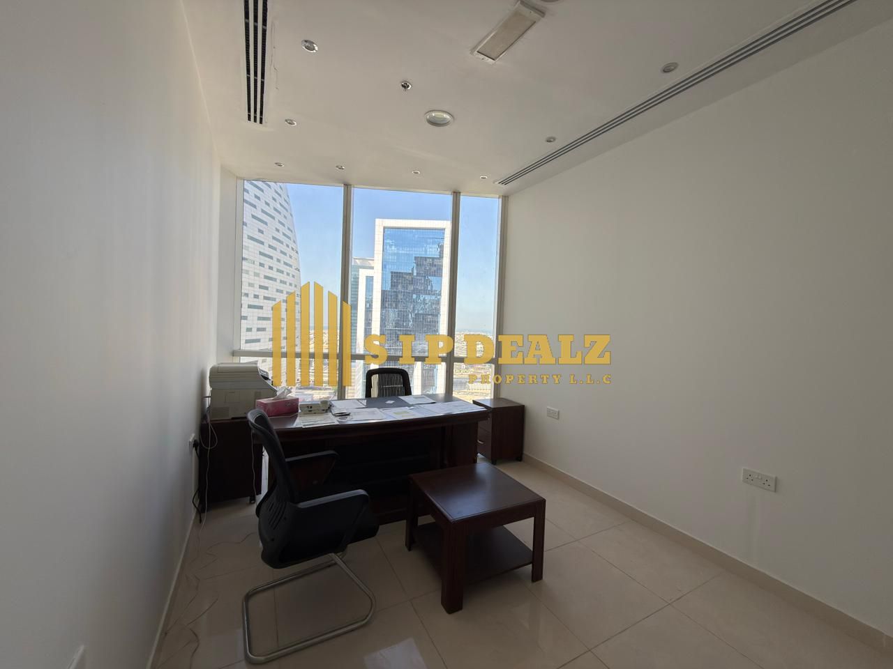 Fully Fitted Office available for rent in Park Lane Business Bay