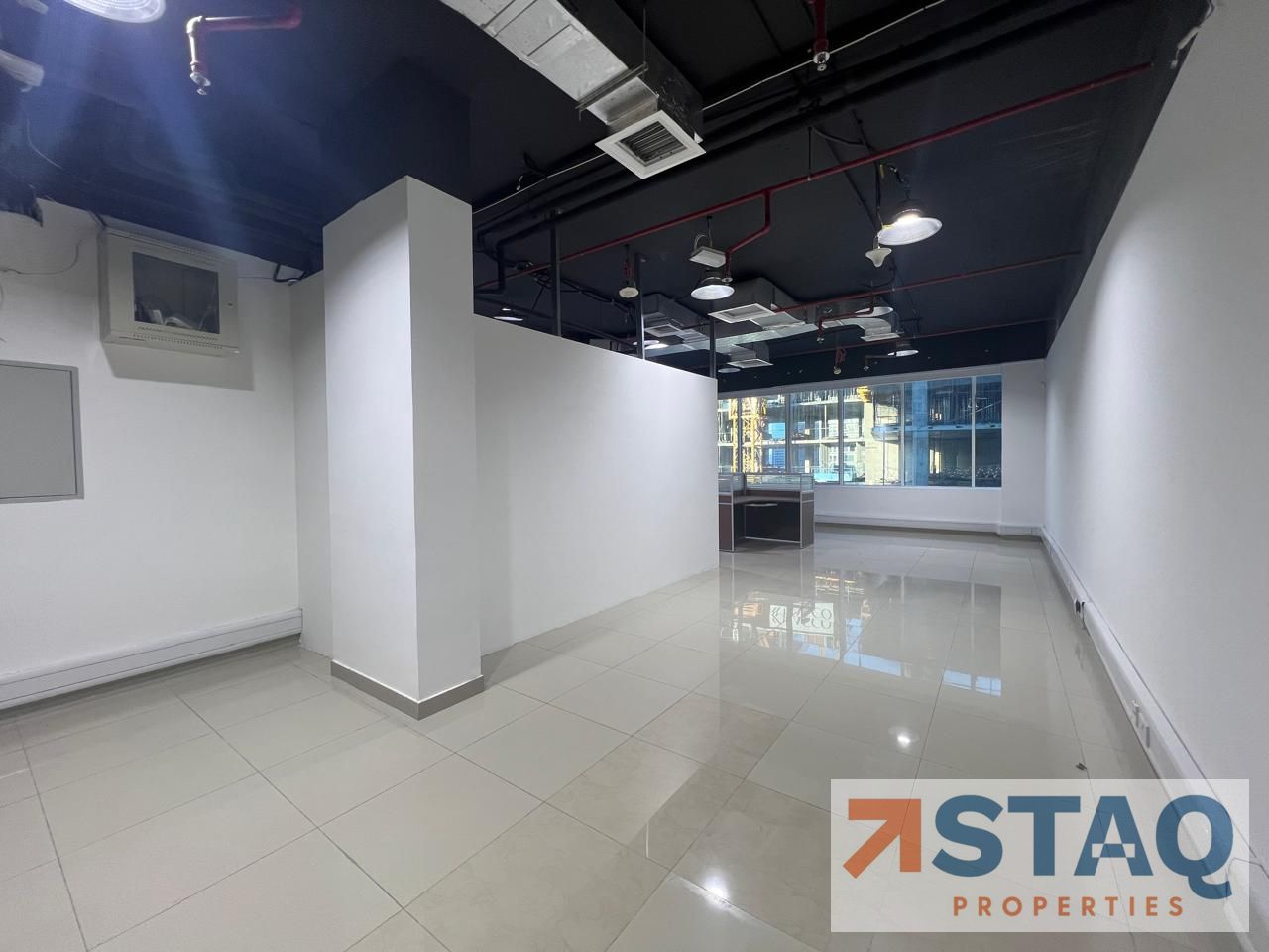 PRIME LOCATION | AFFORDABLE PRICE | READY TO MOVE