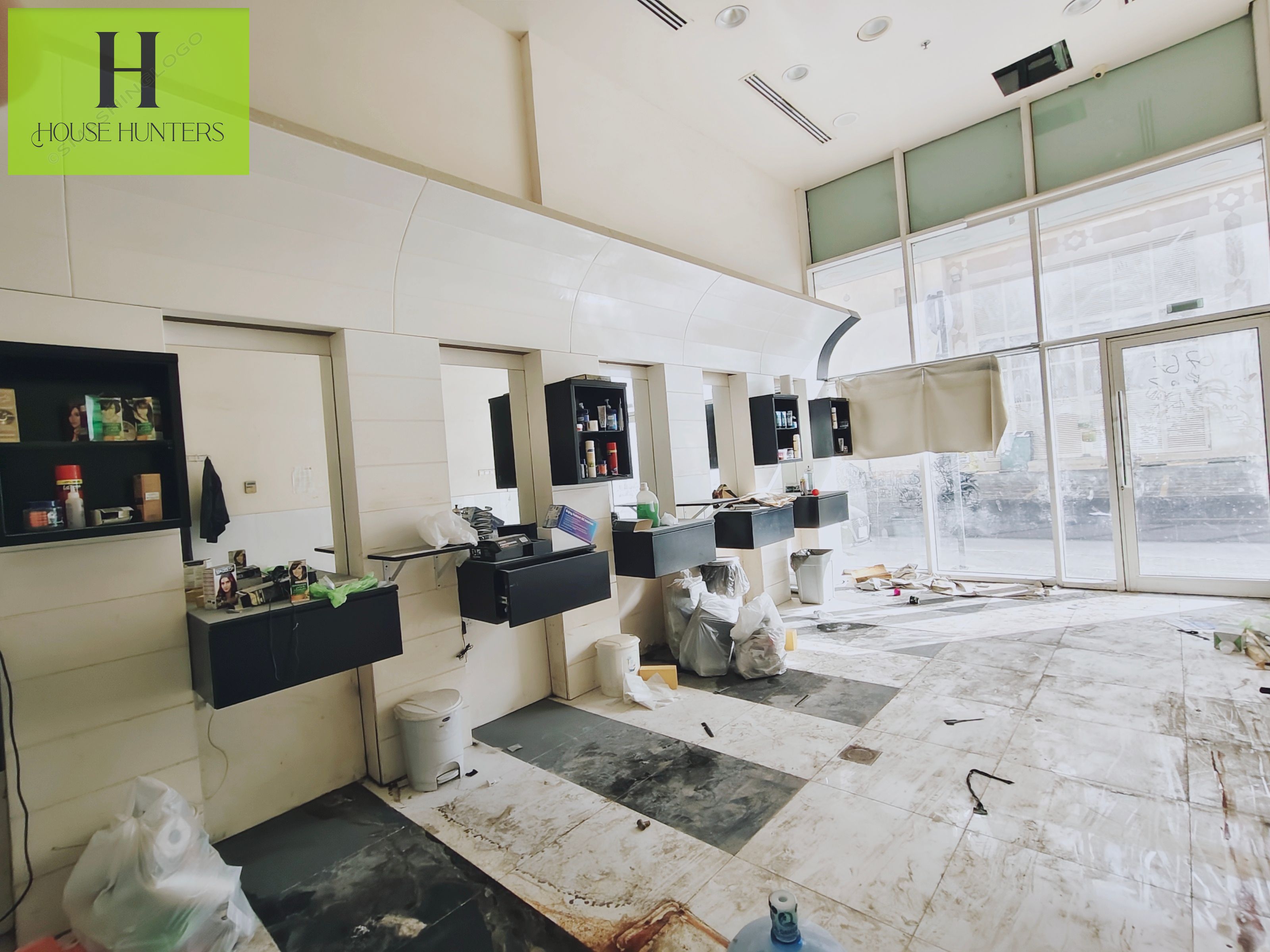Spacious Shop Available Prime Location In Al Majaz