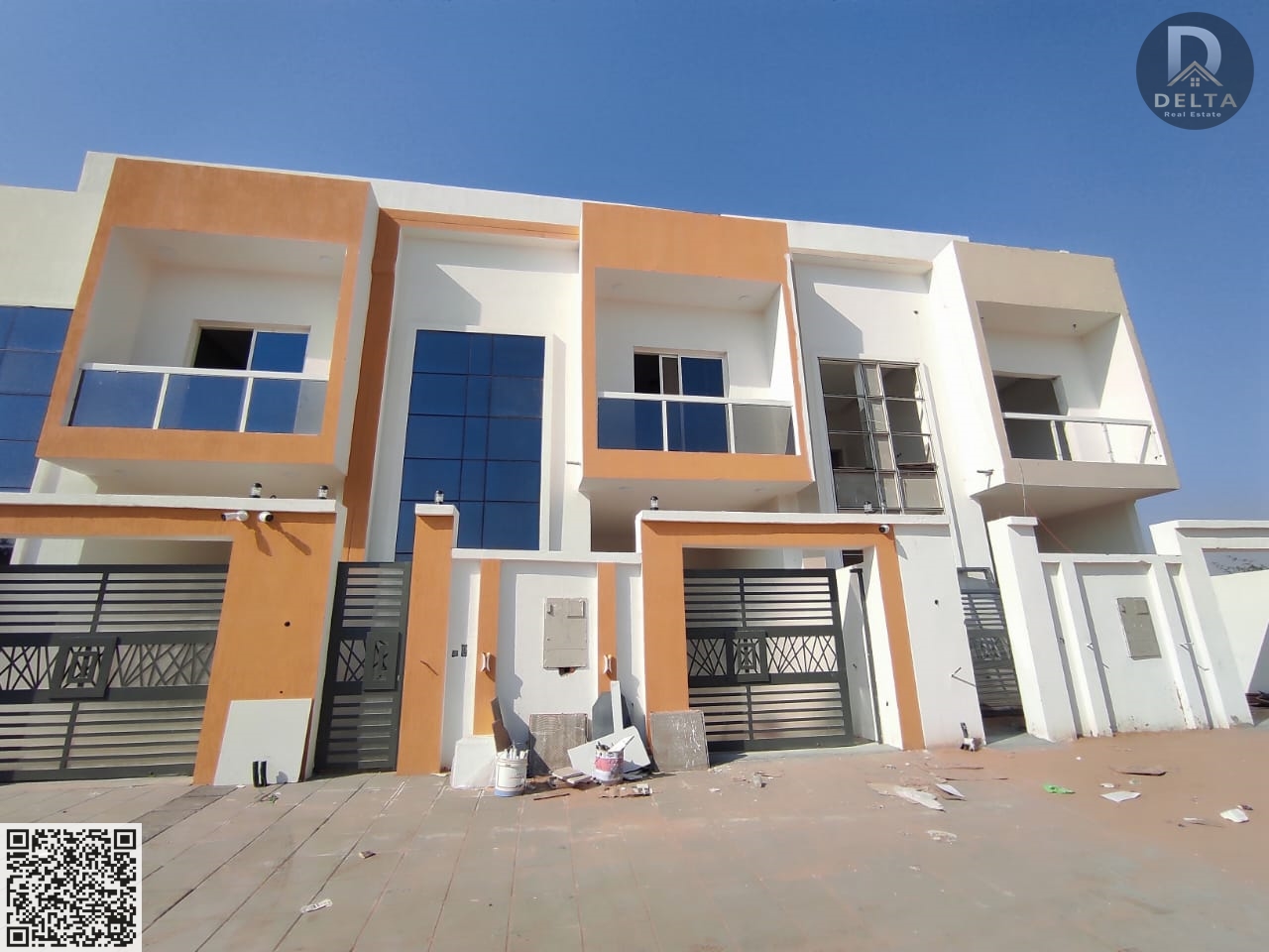 Own a townhouse villa with a maid's room. The villa features a reception hall and a majlis, with the biggest advantage being the direct access to the