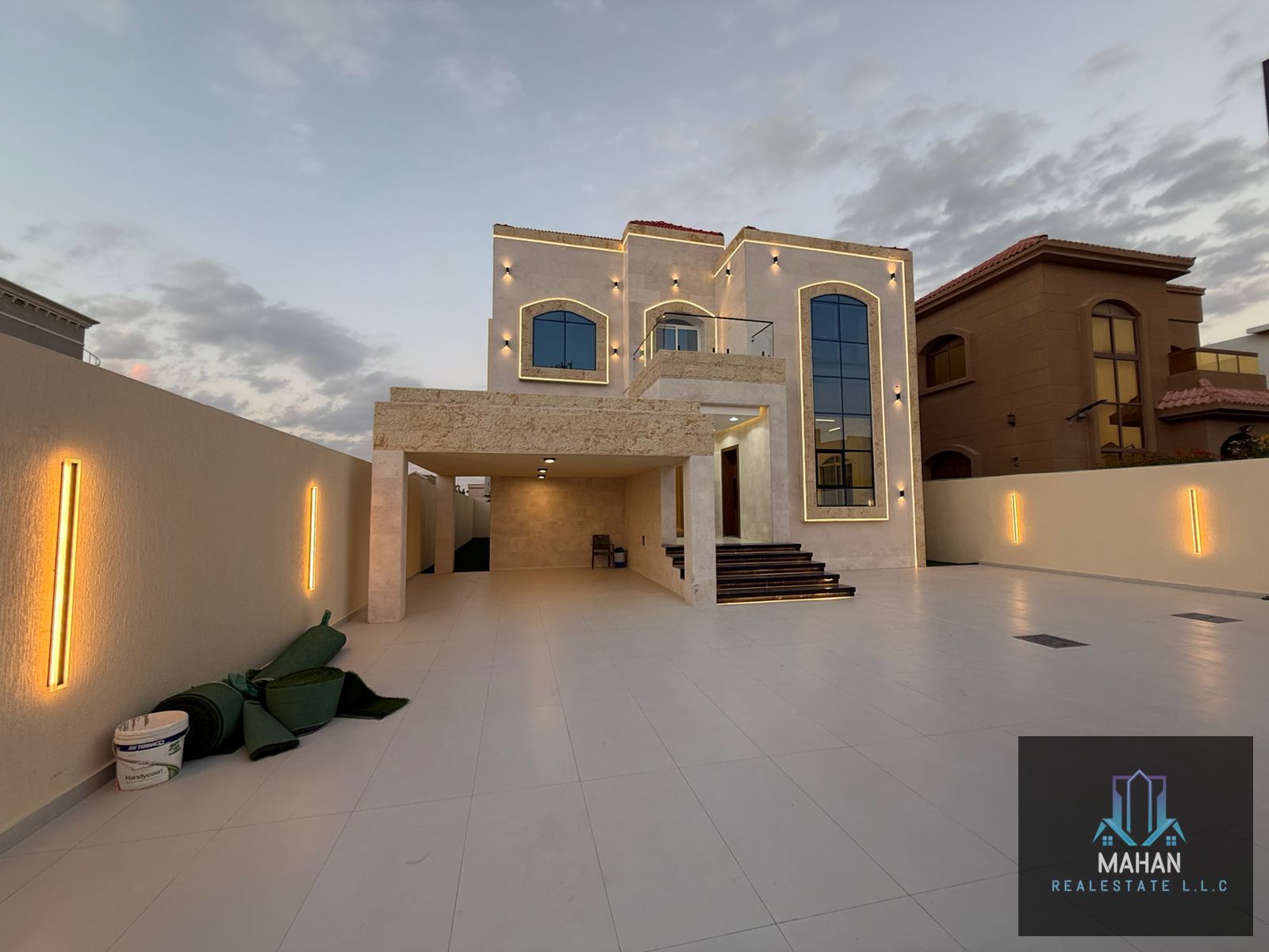Luxury Villa for Sale in Ajman – Mowaihat 1 An exceptional standalone villa offering space, elegance, and prime location in one of Ajman’s most prestigious residential areas.