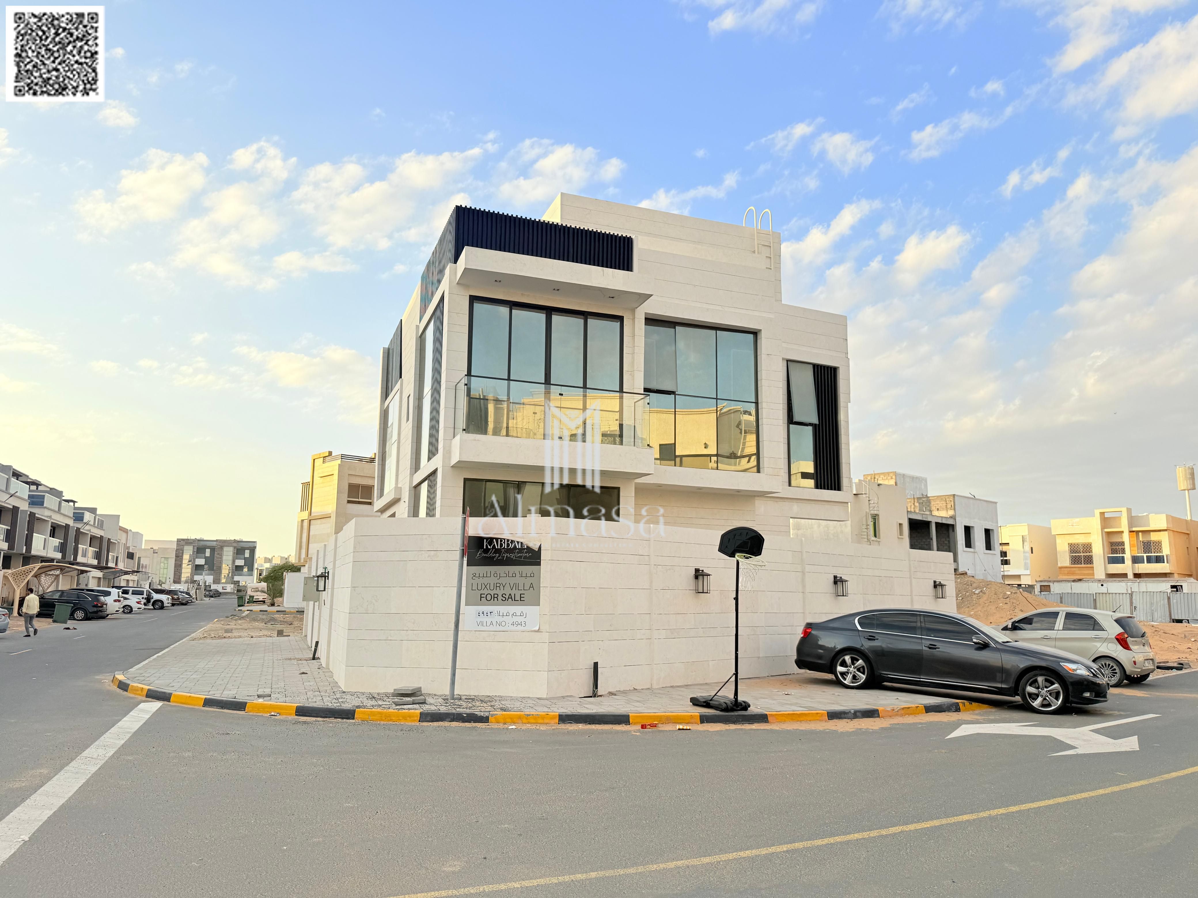 Do you dream of owning a villa with high specifications and an unbelievable price, featuring a modern design and a prime location on two streets?