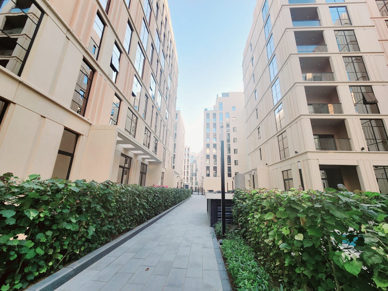Golden offer to invest in heart of Sharjah 1bhk in just 550k