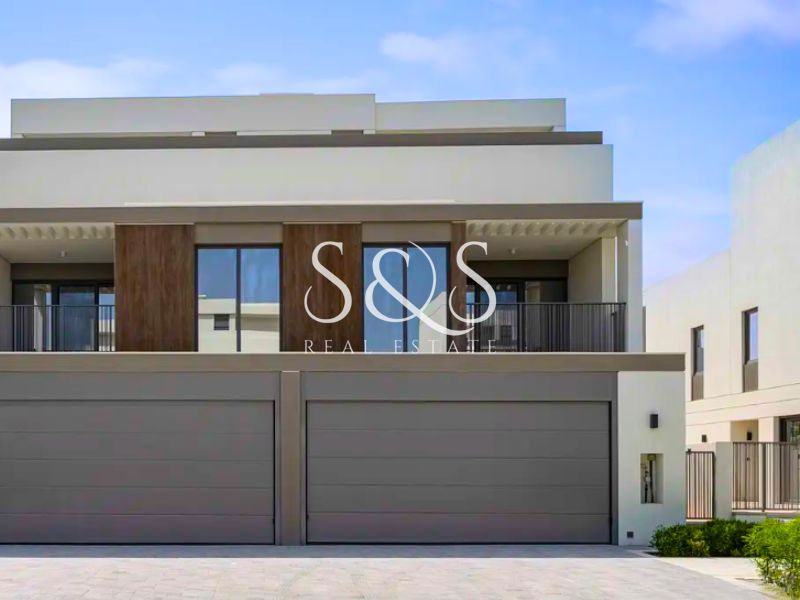5BR+Study | Upgraded Unit | Solar Panels Installed