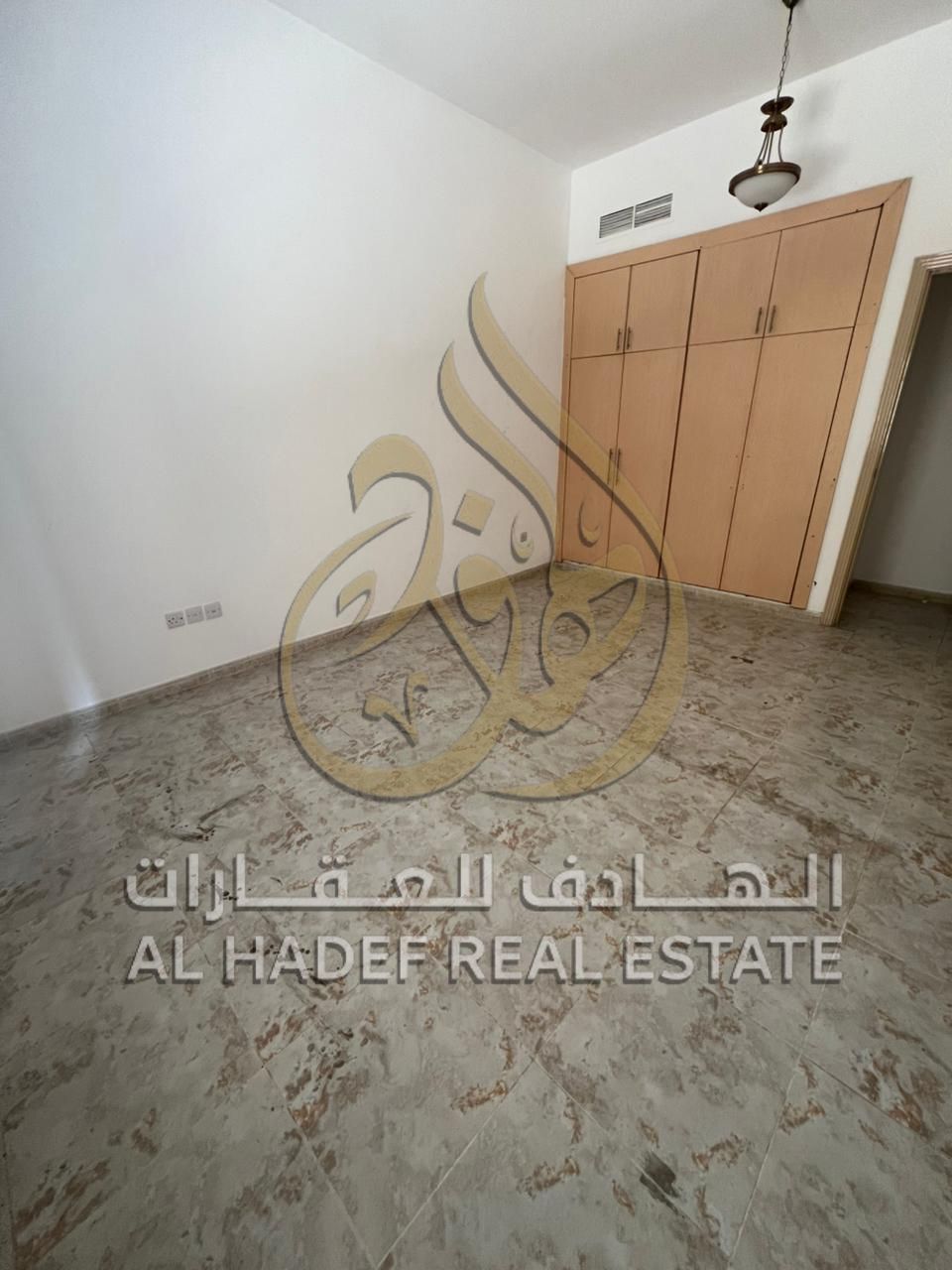 Two-bedroom apartment for rent – Al Majaz 3 | Sharjah Prime location next to Amber and Nesto supermarkets and close to all amenities. Apartment de