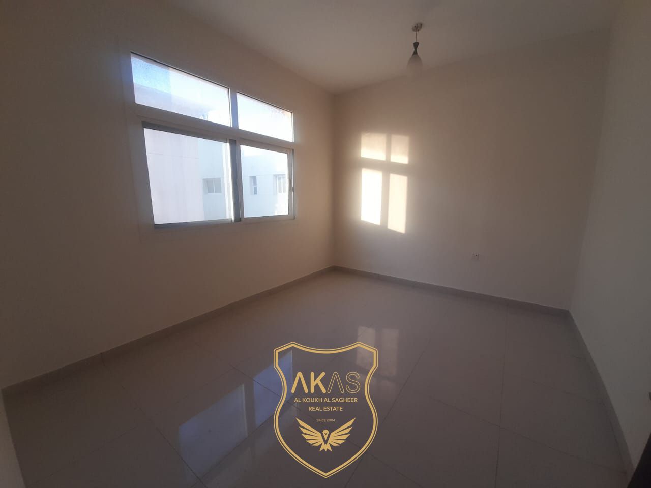 1bhk with centrel AC available in quliayaah Sharjah