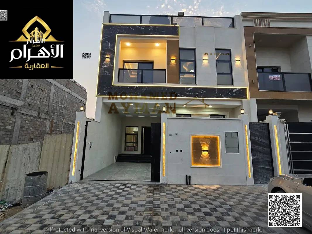 Villa for sale at an excellent and negotiable price. It features a large yard, freehold ownership for life for all nationalities, and easy bank fina