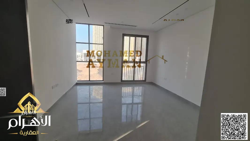 Luxury five-bedroom main villa for sale - Al Yasmin, Ajman