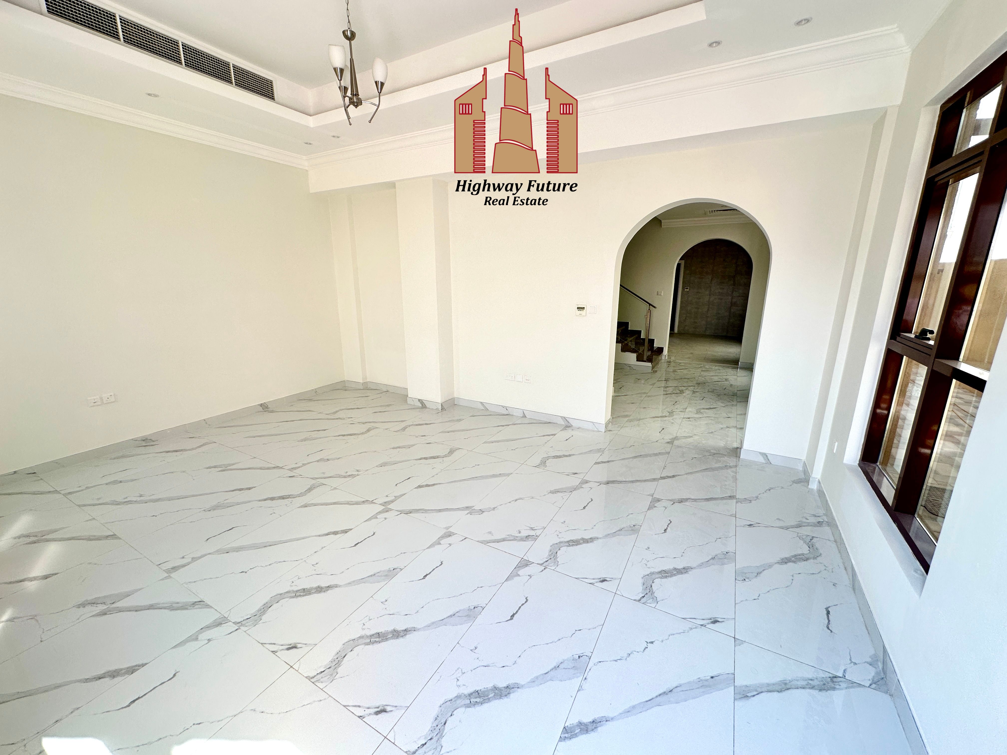Only 7 Months Used Like A New 4BHK VILLA With maids/Laundry Room 140k on Cash Payments