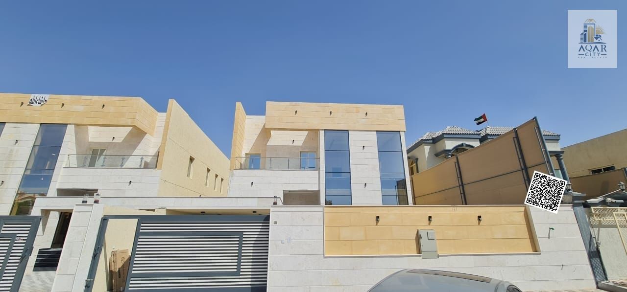 **A strategic location near all services A main street including water, electricity, air conditioning and central air conditioning, with a negotiable swimming pool and a large area **Easy access to main roads** (for all services) **A quiet and fam