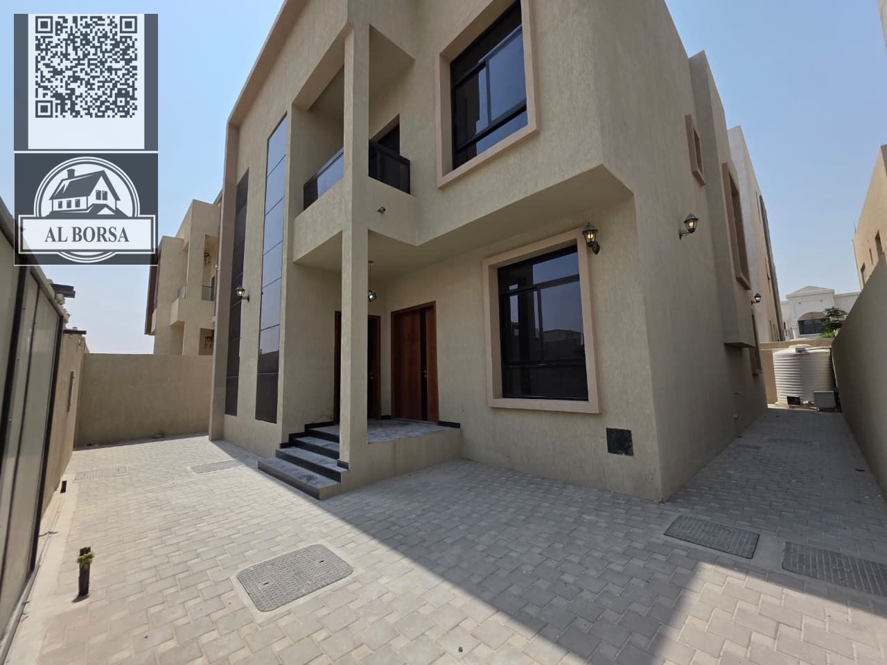 Villa for rent in Al Zahia – Ajman, 5 master bedrooms + majlis + living room + kitchen + maid's room
