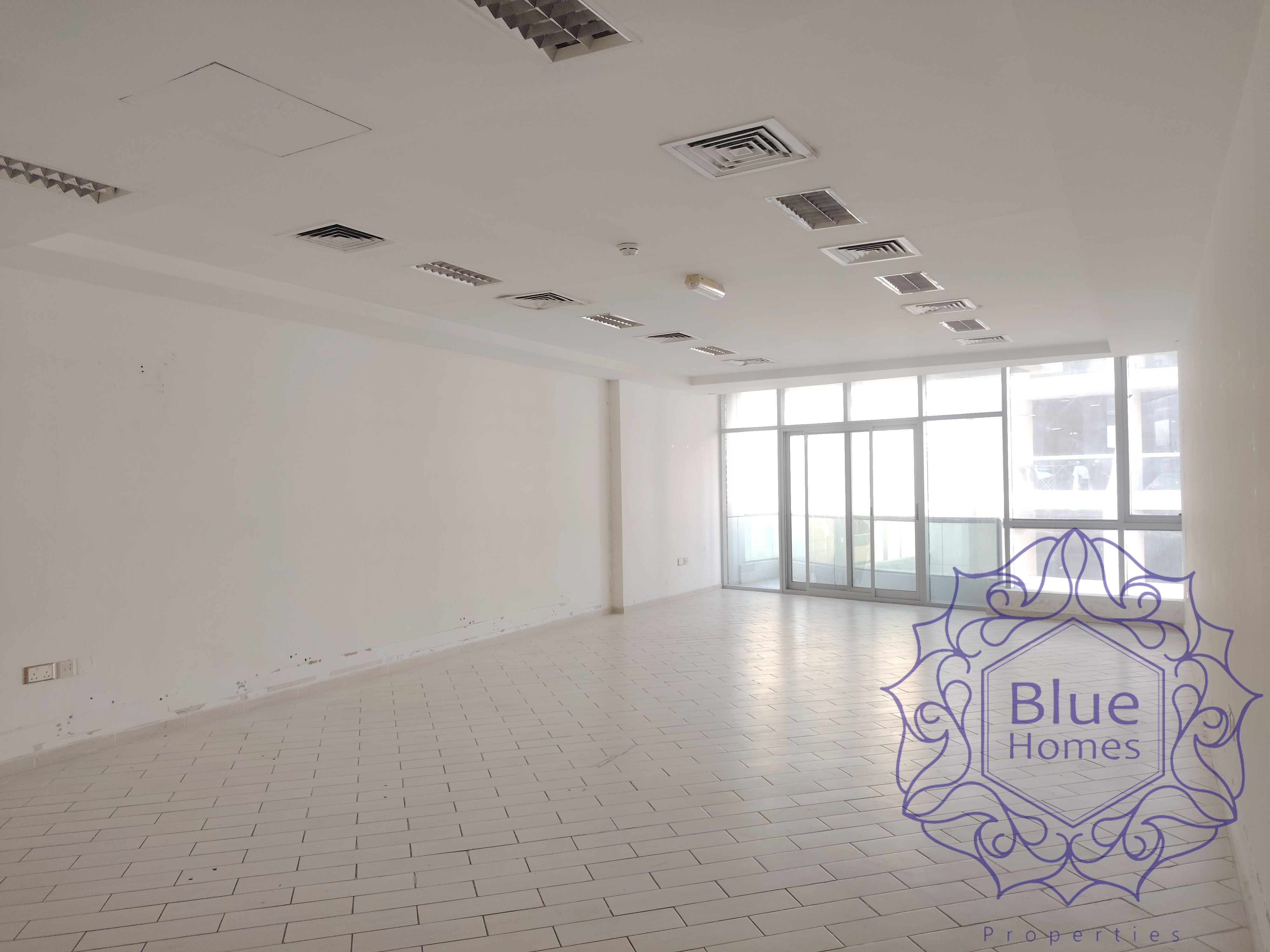 HOT LOCATION FITTED OFFICE WITH BALCONY AVAILABLE ON AL KHAIL ROAD