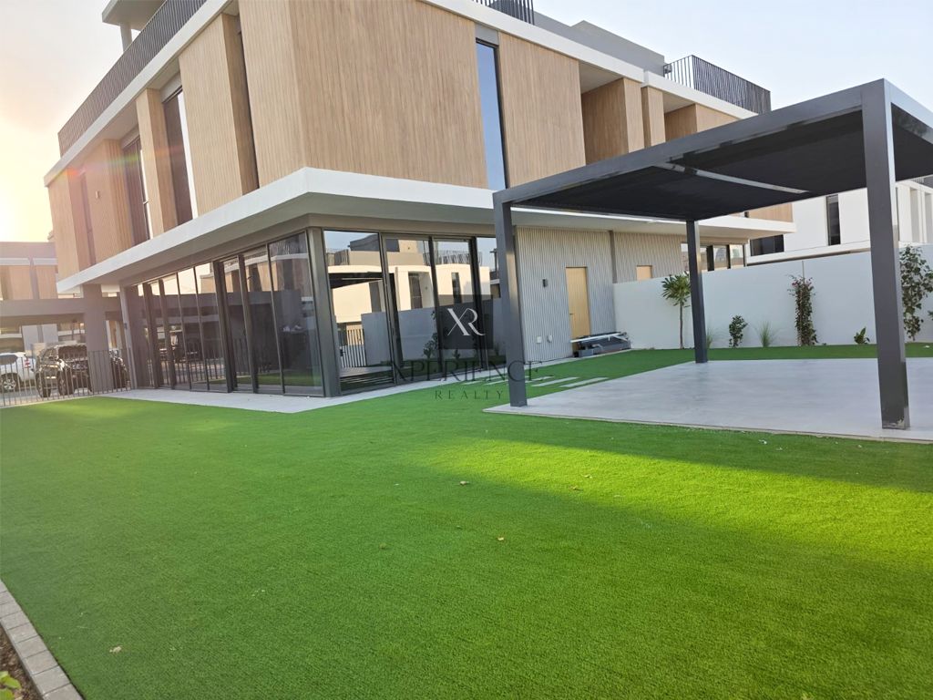 BRAND NEW 5BR | CLOSE TO PARK| GREEN SINGLE BELT