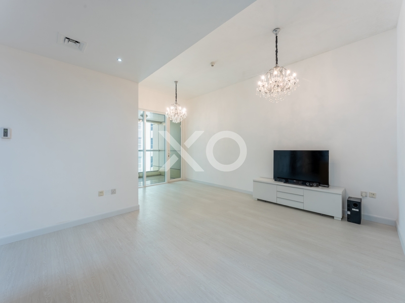 Newly Upgraded | Vacant | Higher Floor