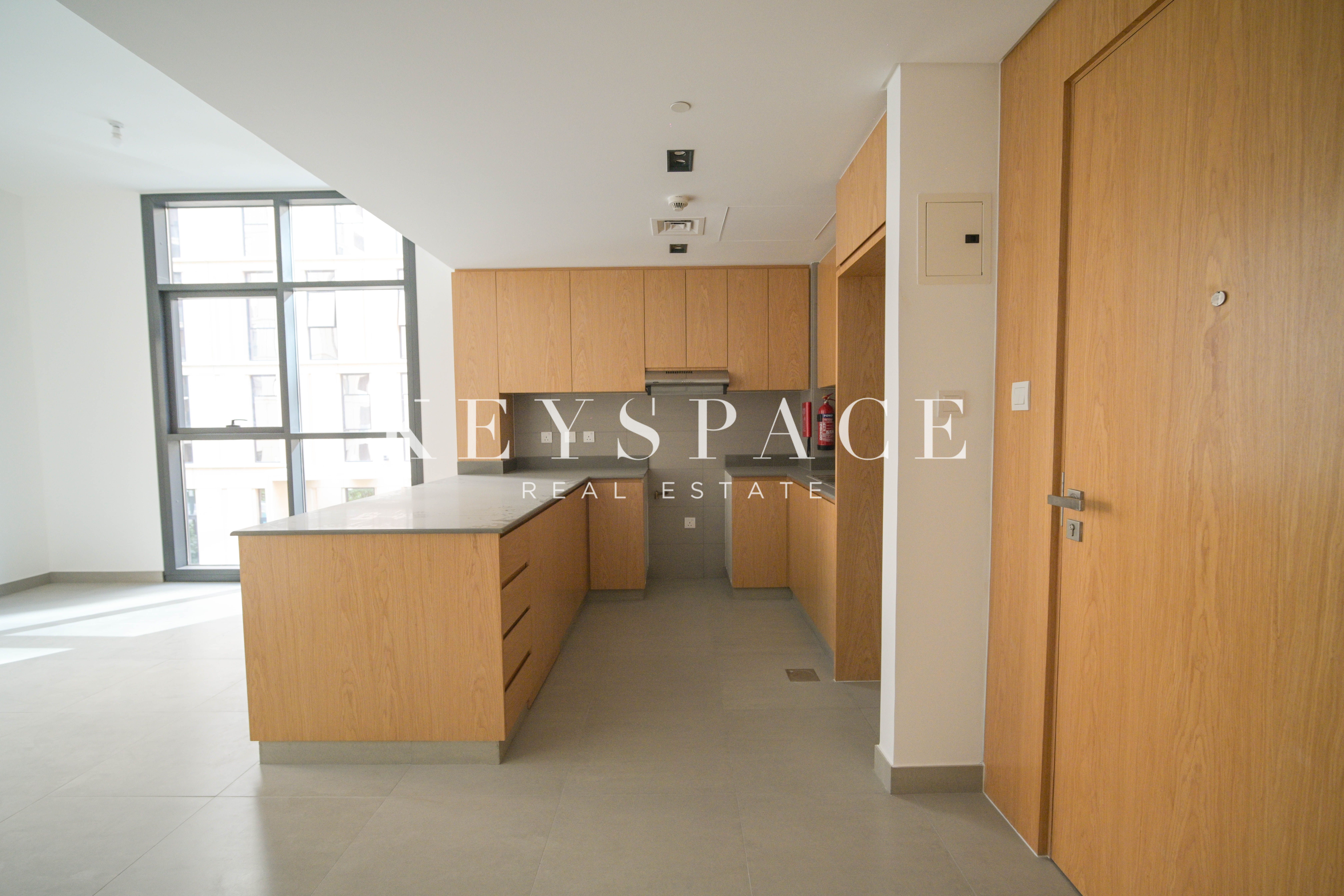 Sleek Modern Apartment in a Walkable, Lifestyle-Oriented Community | Resale