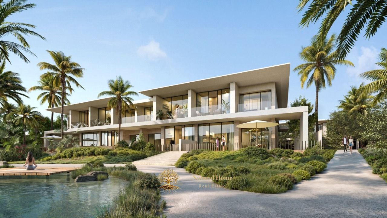 Spacious 4-Bedroom Townhouse with Private Beach Access.