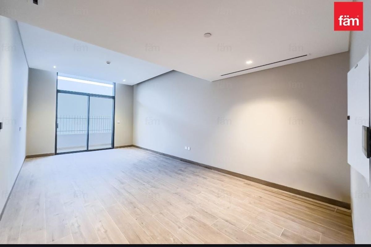1 Br | Storage And Laundry Room | Closed Kitchen