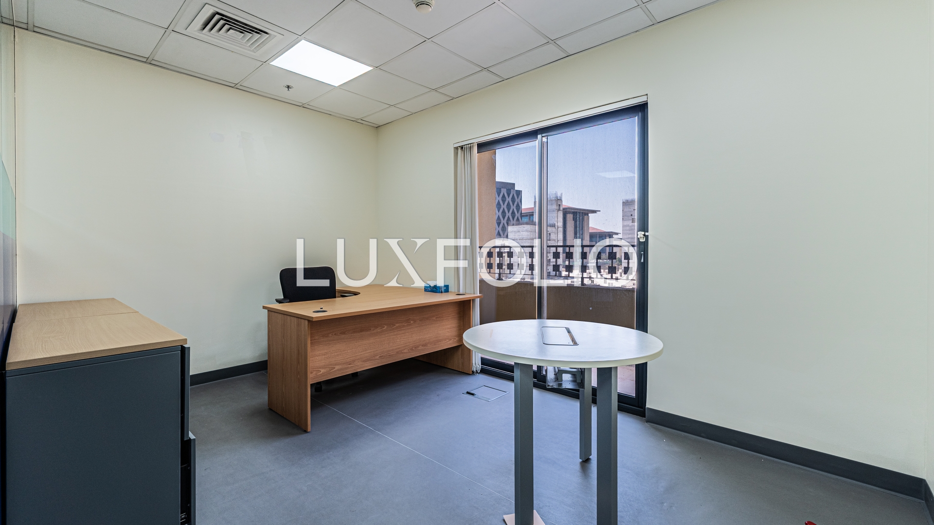 Close to Metro I Offices and Clinics Use