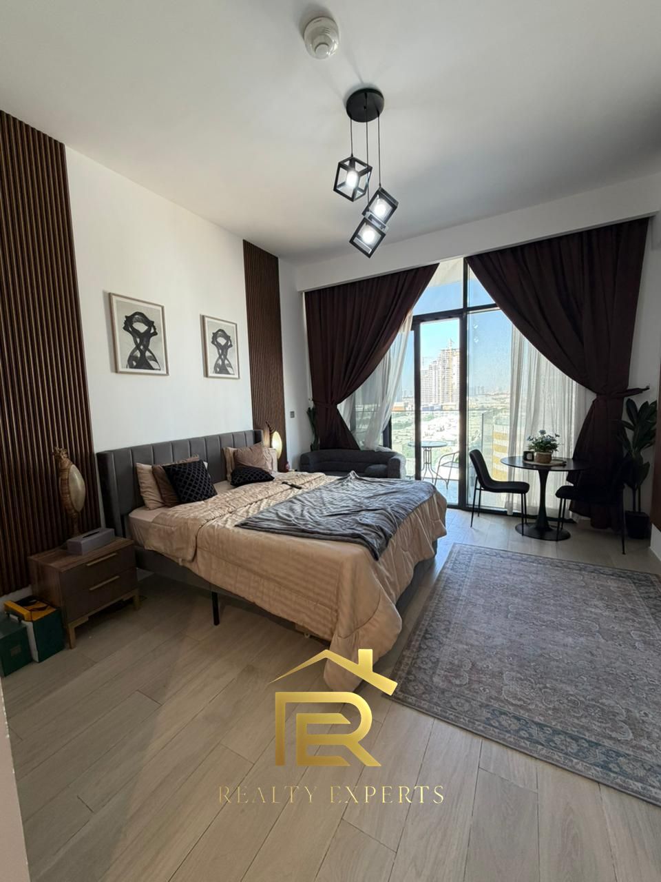 Elegant Spacious Studio | Prime Urban Living