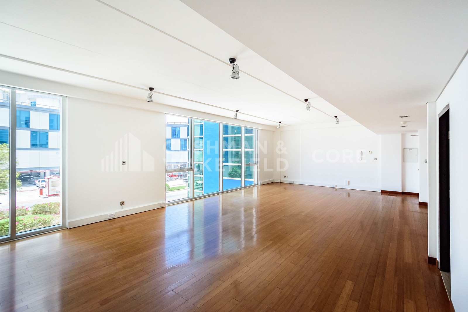 Fully Fitted | Open Plan | Near Metro