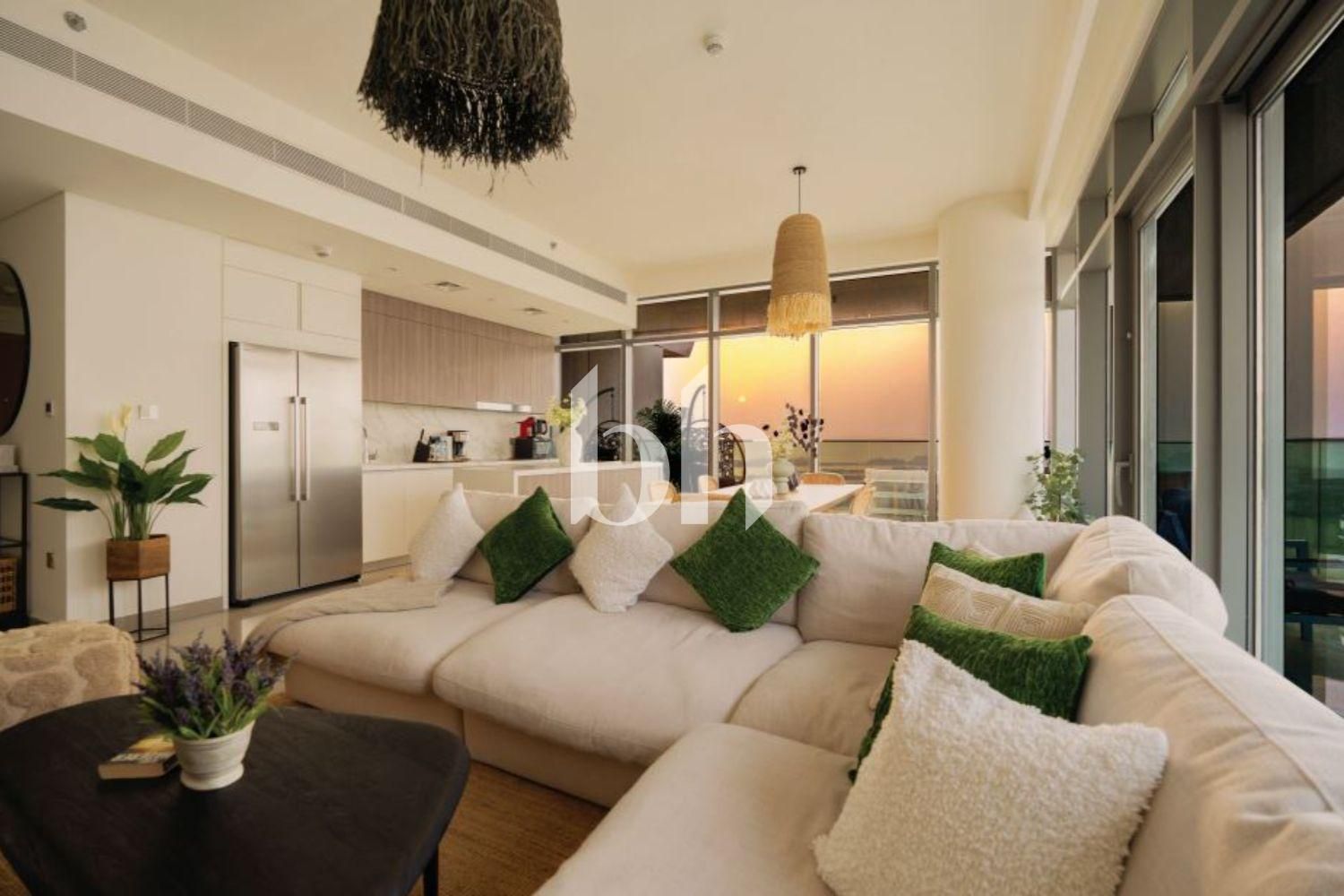 Penthouse | Palm View| Flexible cheques| Maids