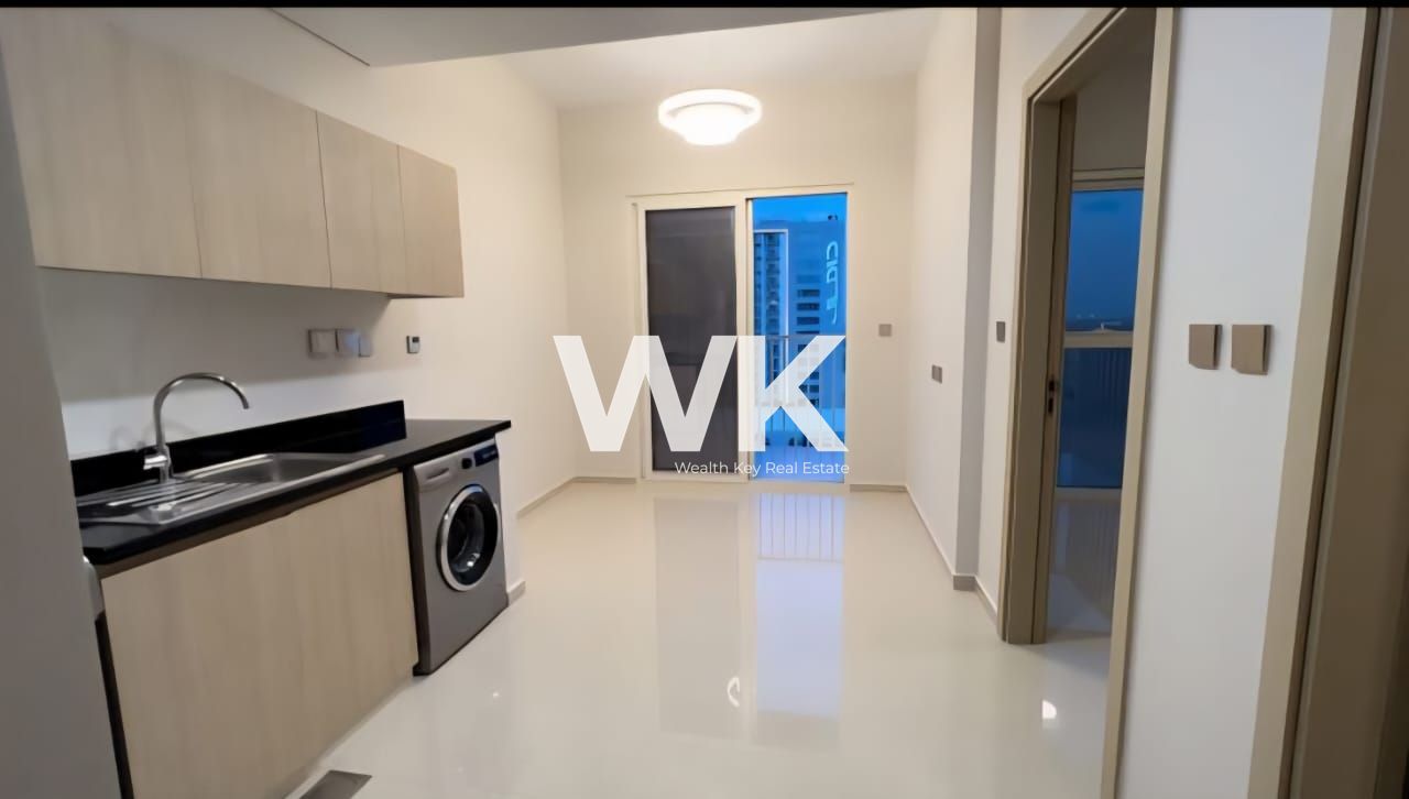1BR/Equipped kitchen /Ready to movein