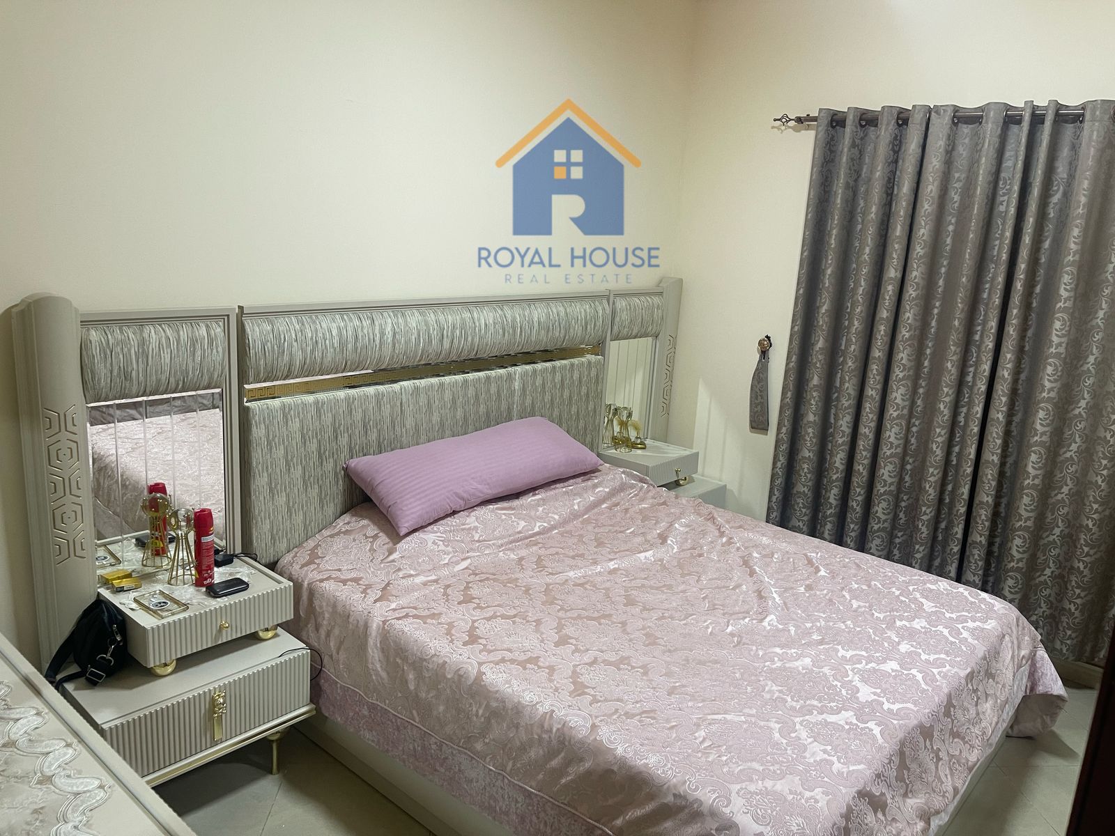 2-bedroom apartment in Al Majaz 3: A vibrant community