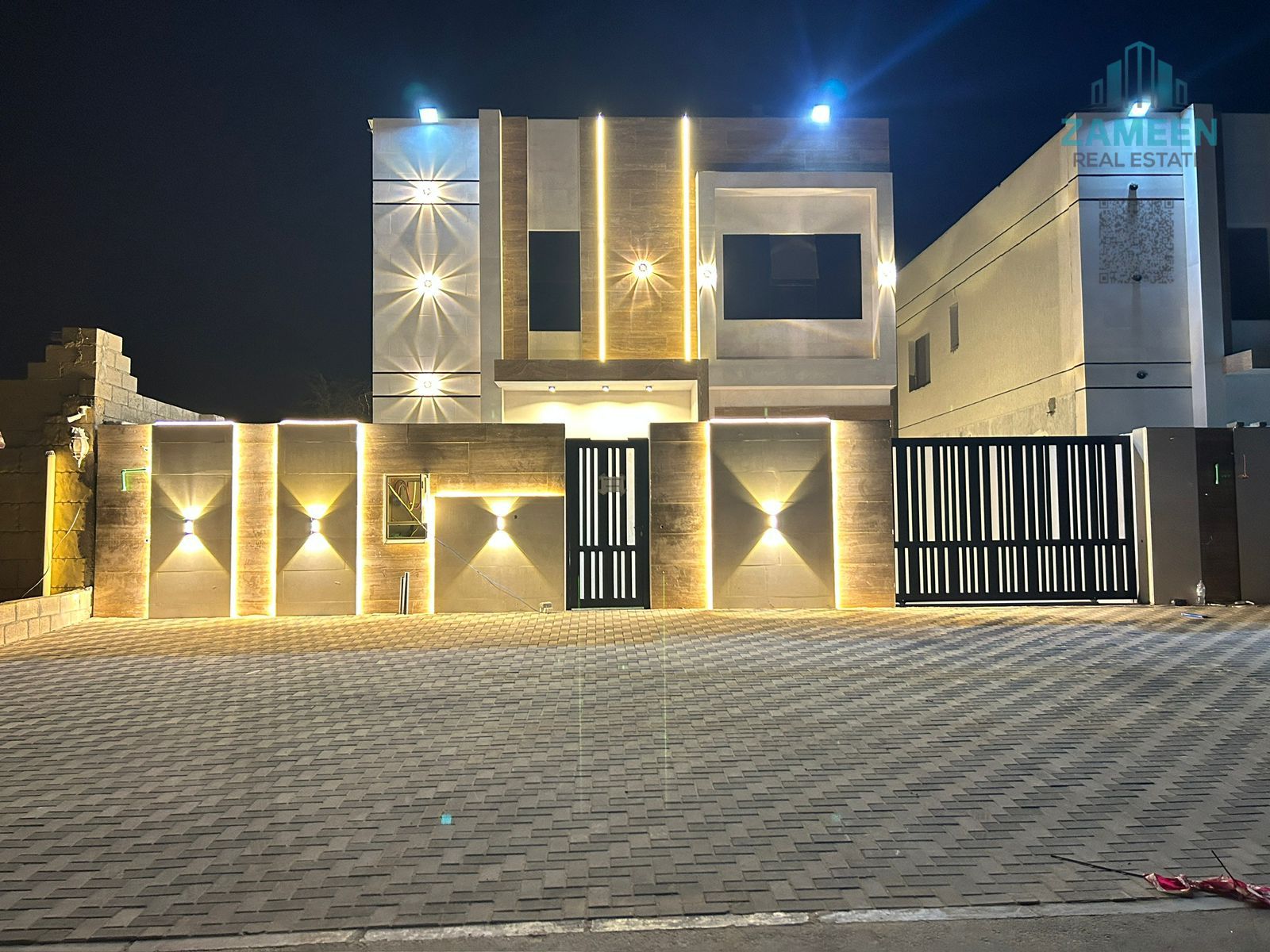 Luxury Villa for Sale in Al Zahia (Ajman) - Ready to Move In and Priced All Fees Included Enjoy luxury and privacy in a villa thoughtfully designe