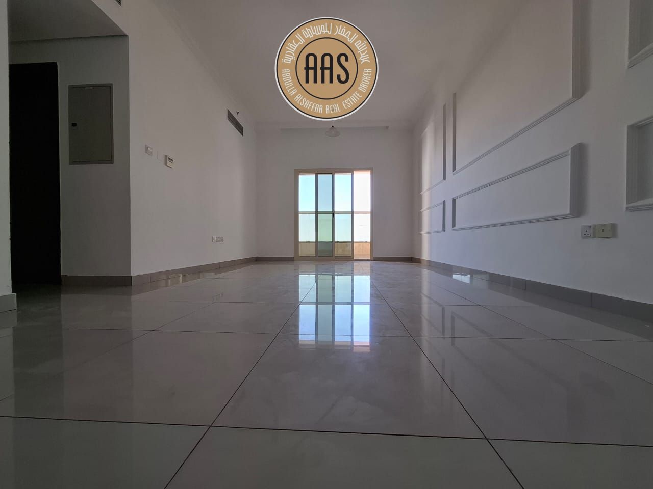 In prime location lavish huge 2bhk with all amenities
