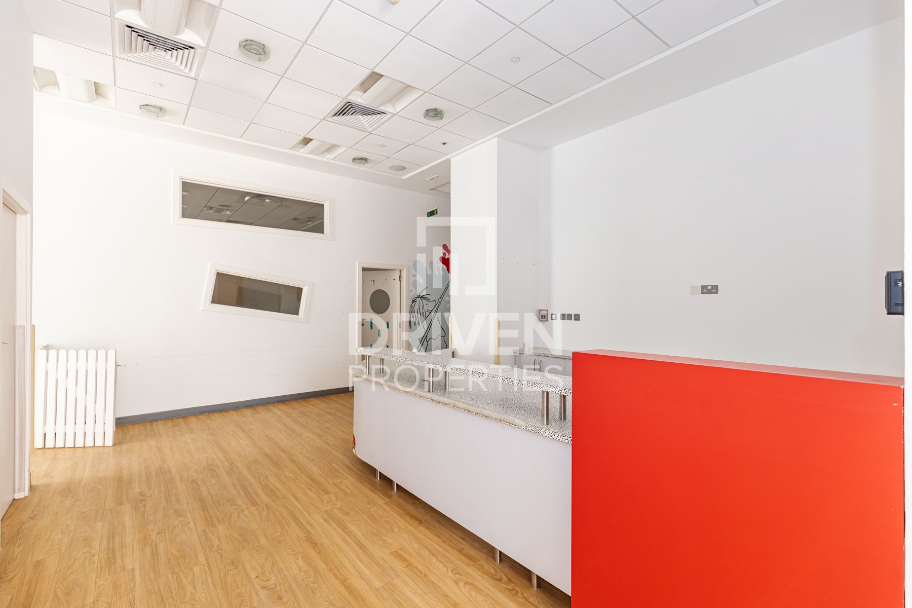 For Rent Retail Shop with Community View