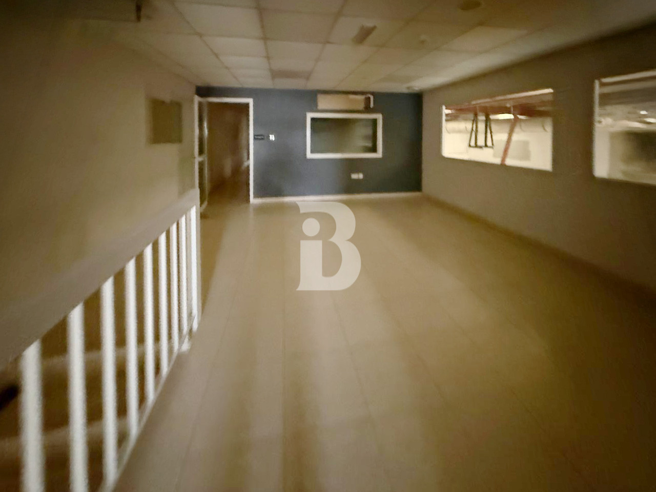 PREMIUM LOCATION |50 KW | FITTED AC and MEZZANINE