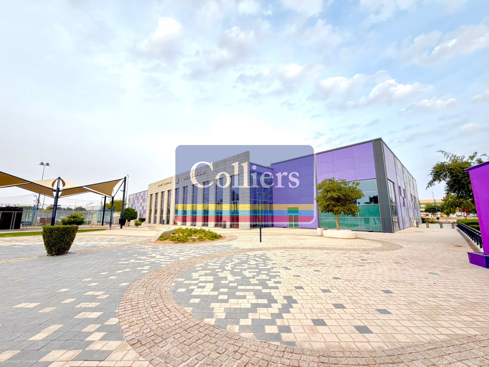 A Huge Commercial Space On A High Traffic Location