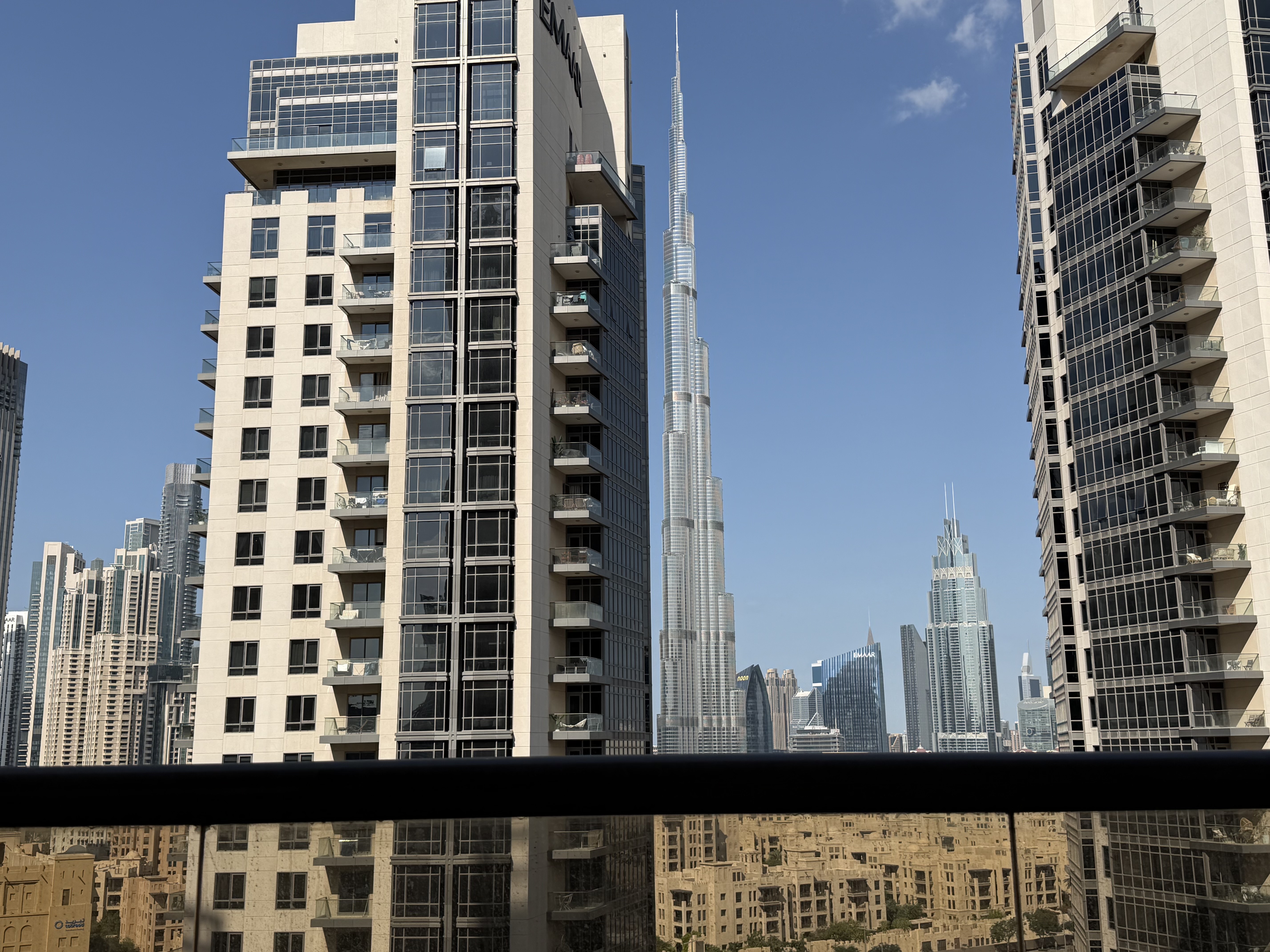 FULL BURJ KHALIFA VIEW AND PREMIUM-SPACIOUS