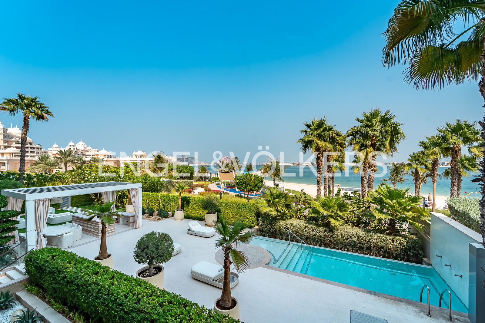 Ultra Luxury Duplex |Private Pool |Beach Access