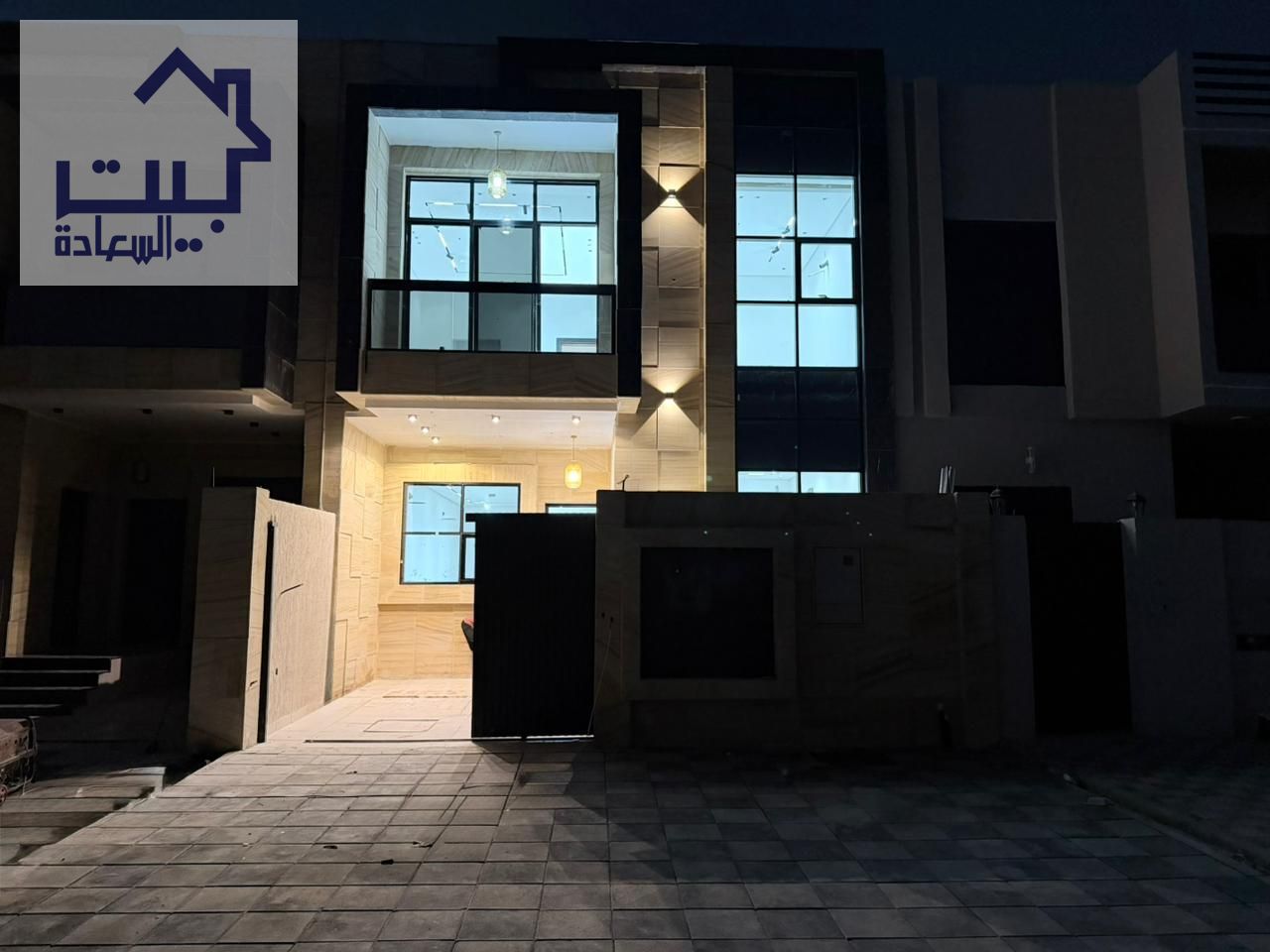 Your dream villa in the upscale Al Helio area (Ajman). Five master bedrooms, two floors + roof terrace. Registration fees included. Open to all nation