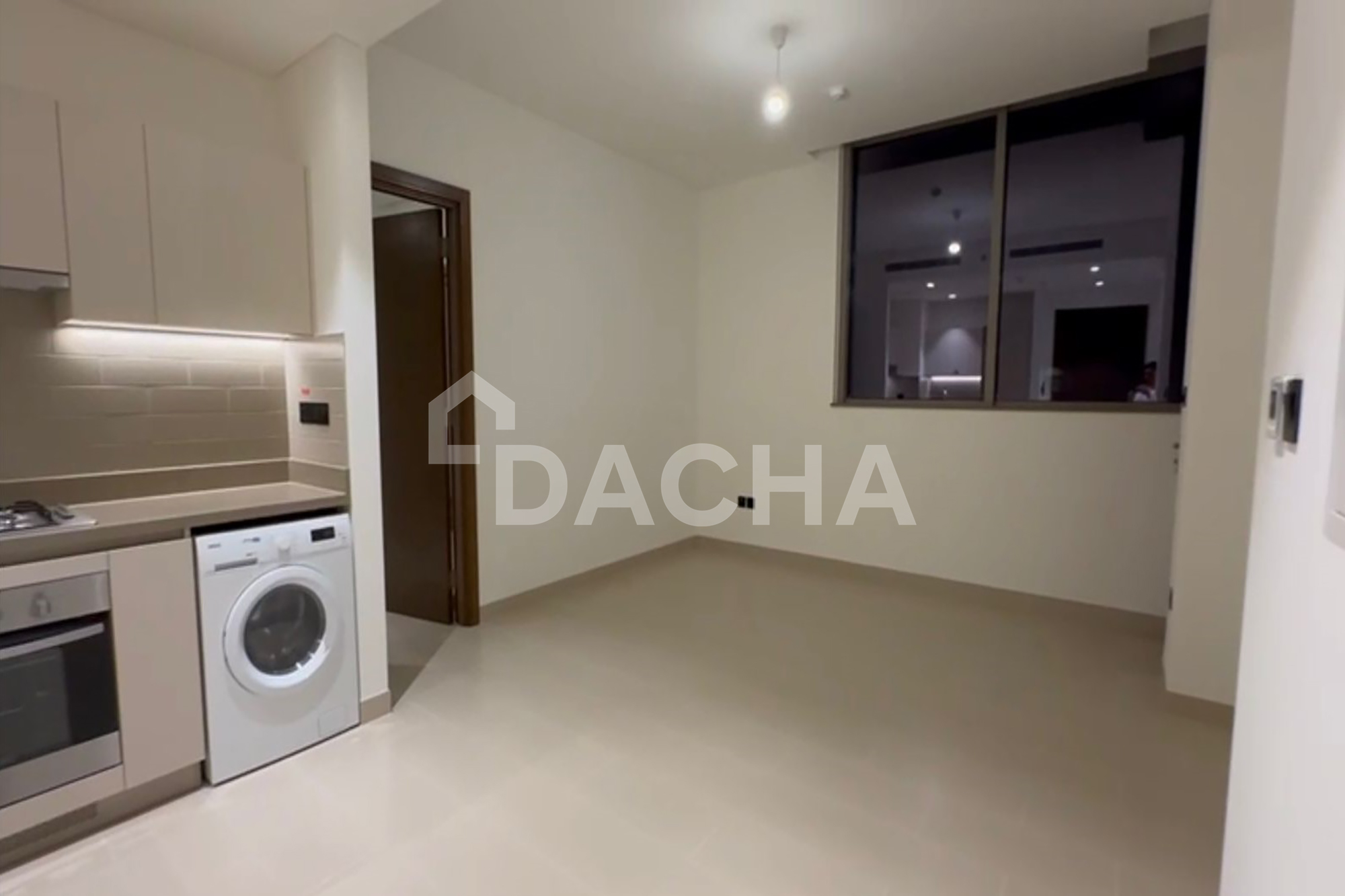 Vacant | Downtown skyline view | Investor deal