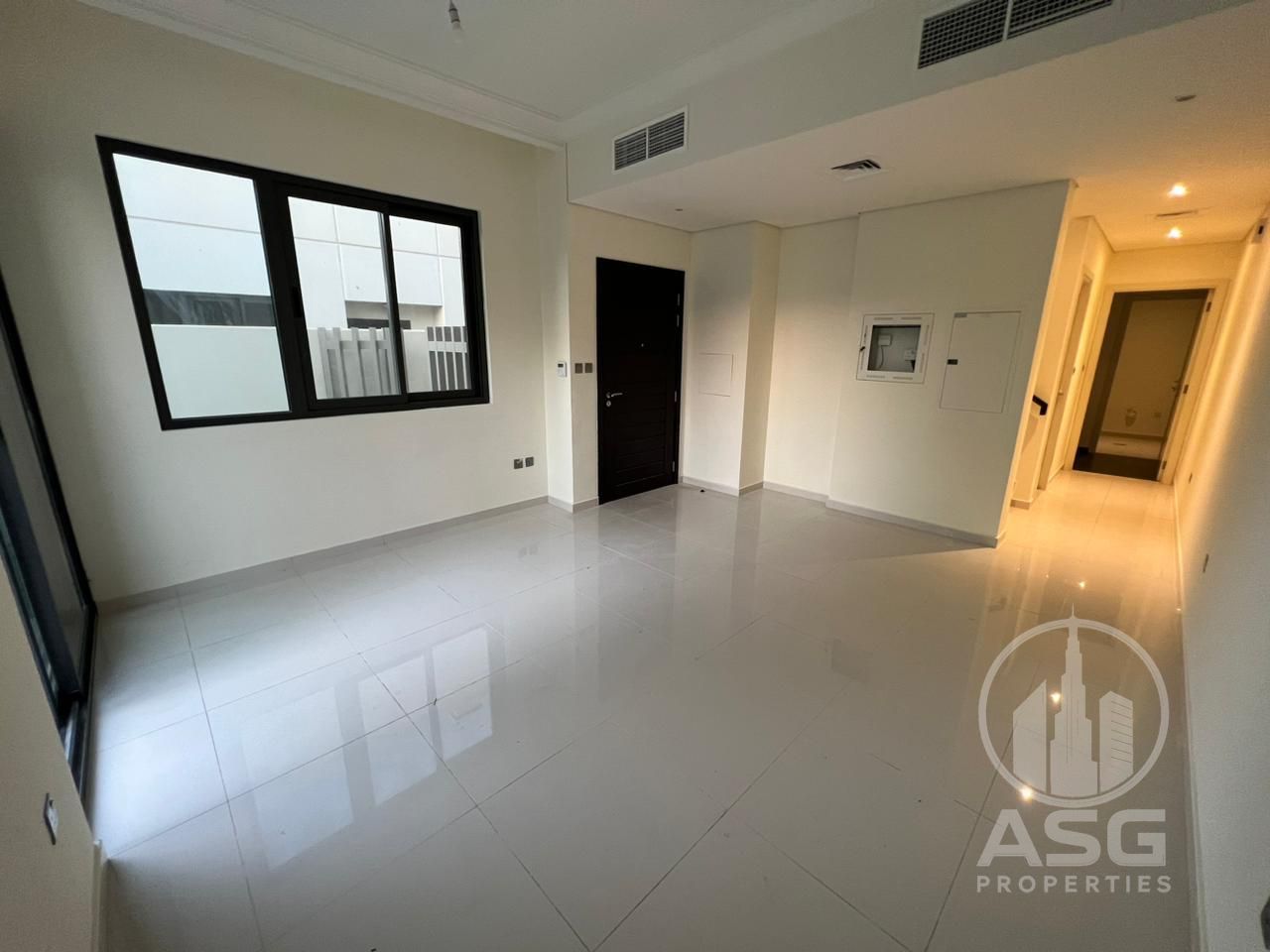 Singal row | 3 Bedroom with Maid room| Private Garden