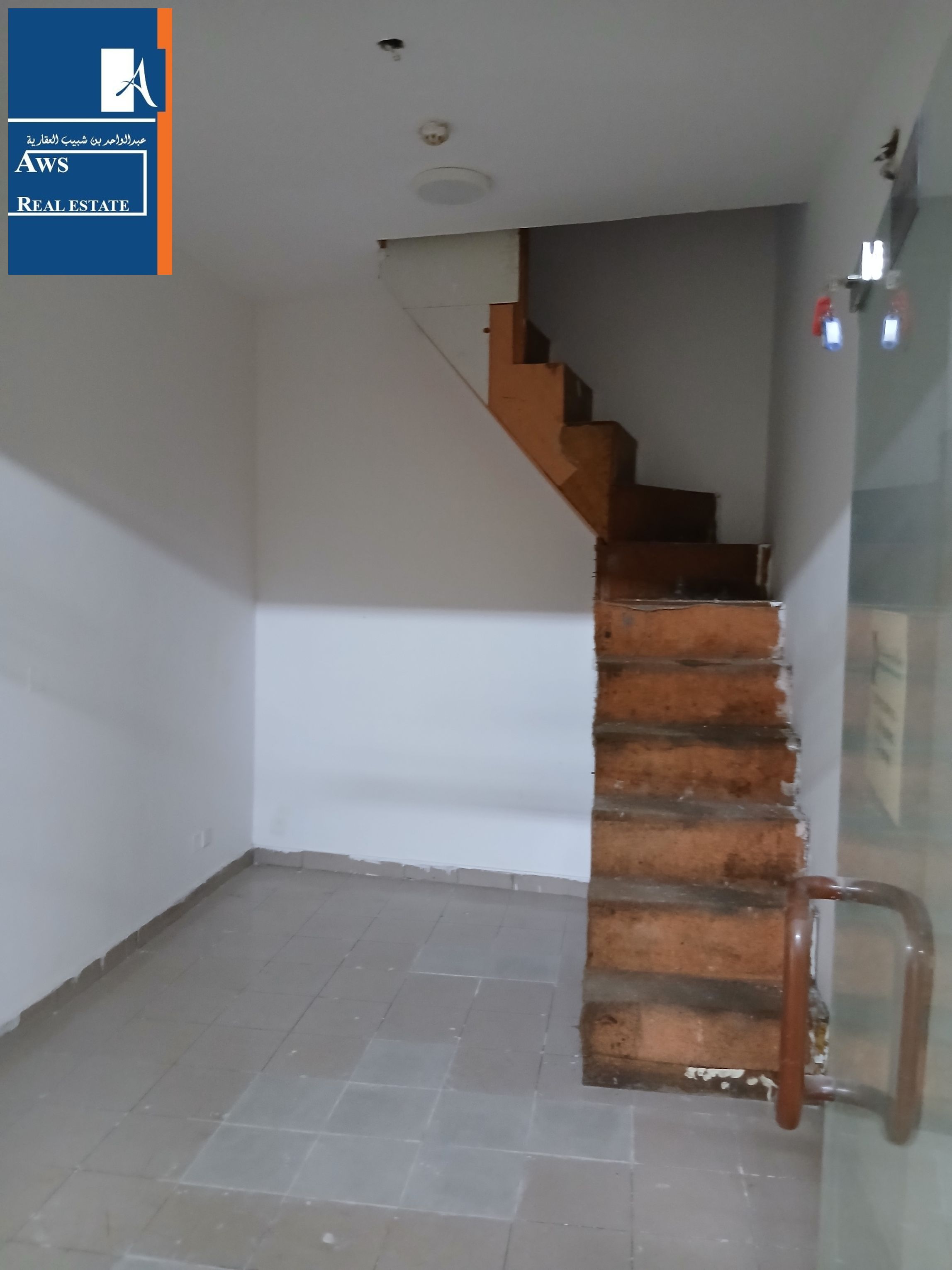 Affordable Shop in Prime Business Corner in Deira