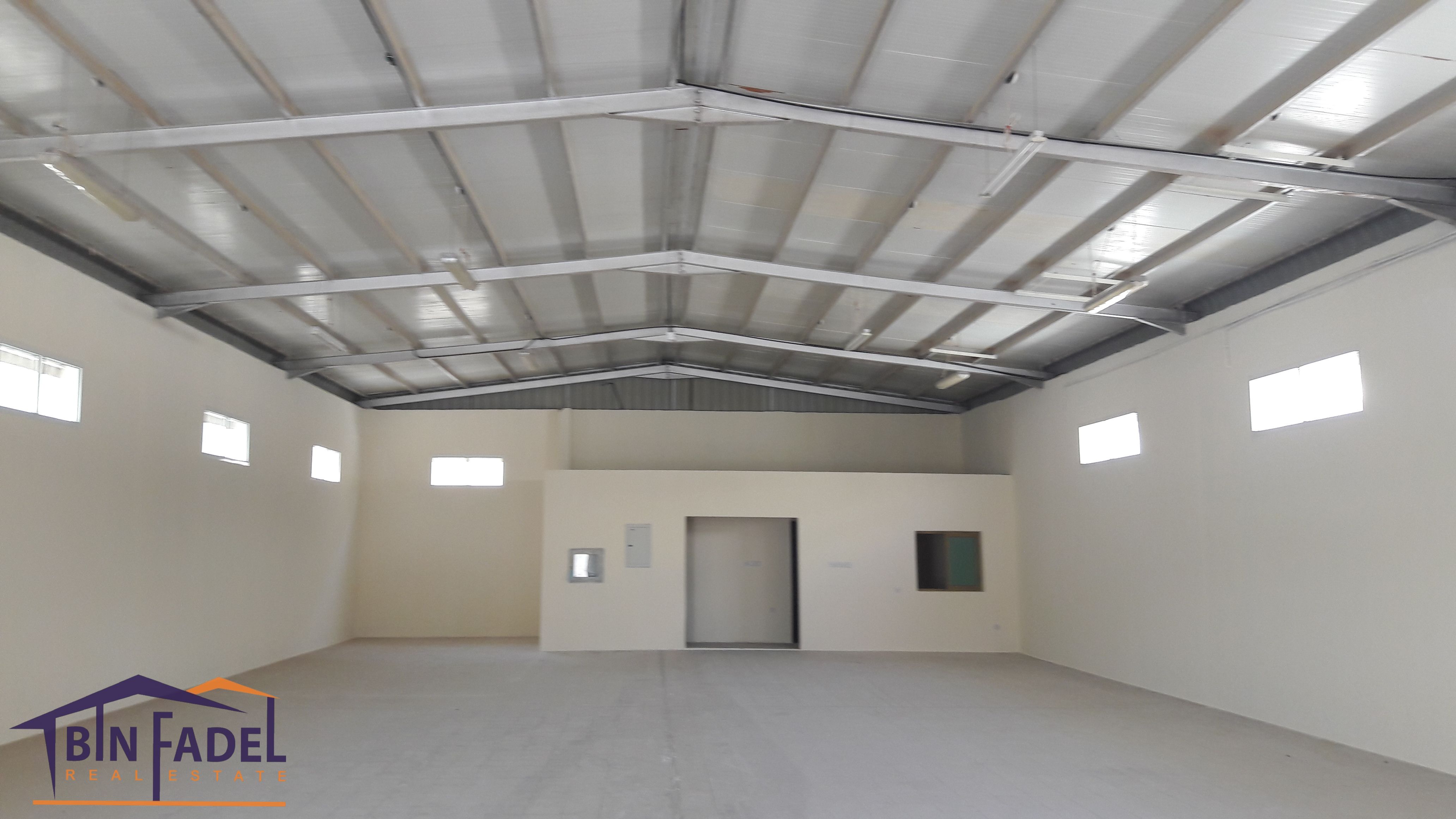 SPACIOUS WAREHOSE FOR RENT PRIME LOCATION INDUSTERIAL AREA WITH OFFICE - FIRE SYSTEM INSTALLED