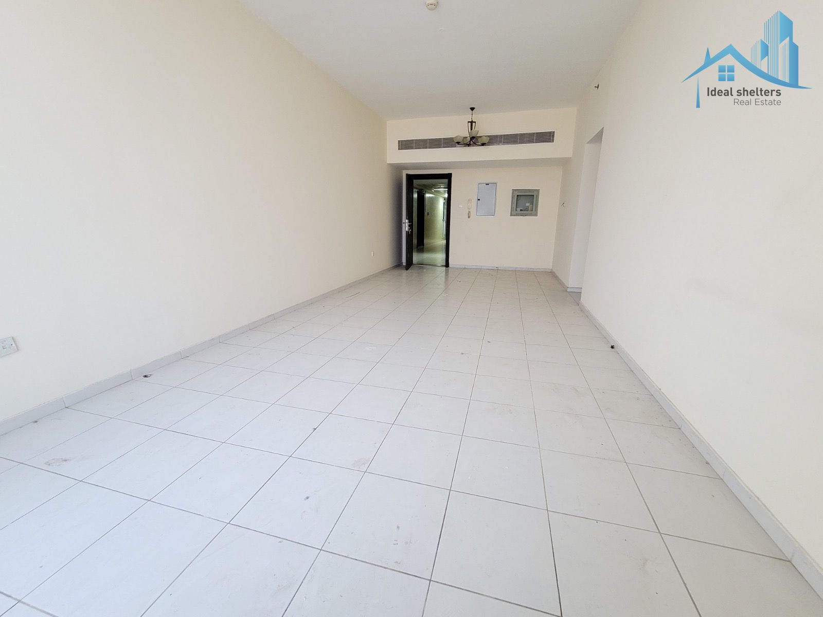 Well - Maintained 2Br Near Madina Mall ! Family Building ! Parking Included