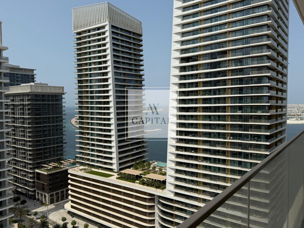 Spacious 3BR | Modern Design | Prime Location