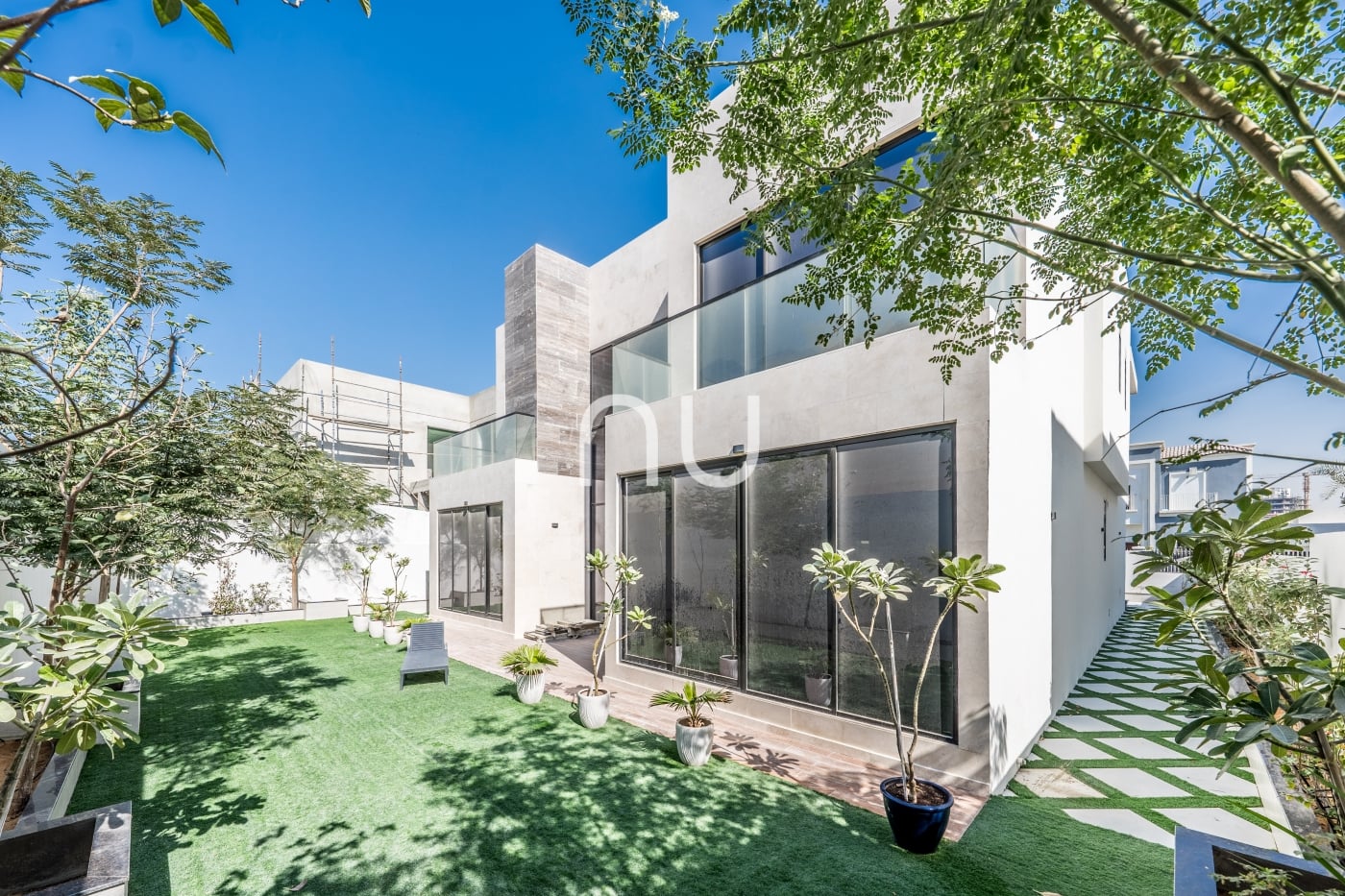 Custom Build 5Bed + Maid | Vacant | Easy To View