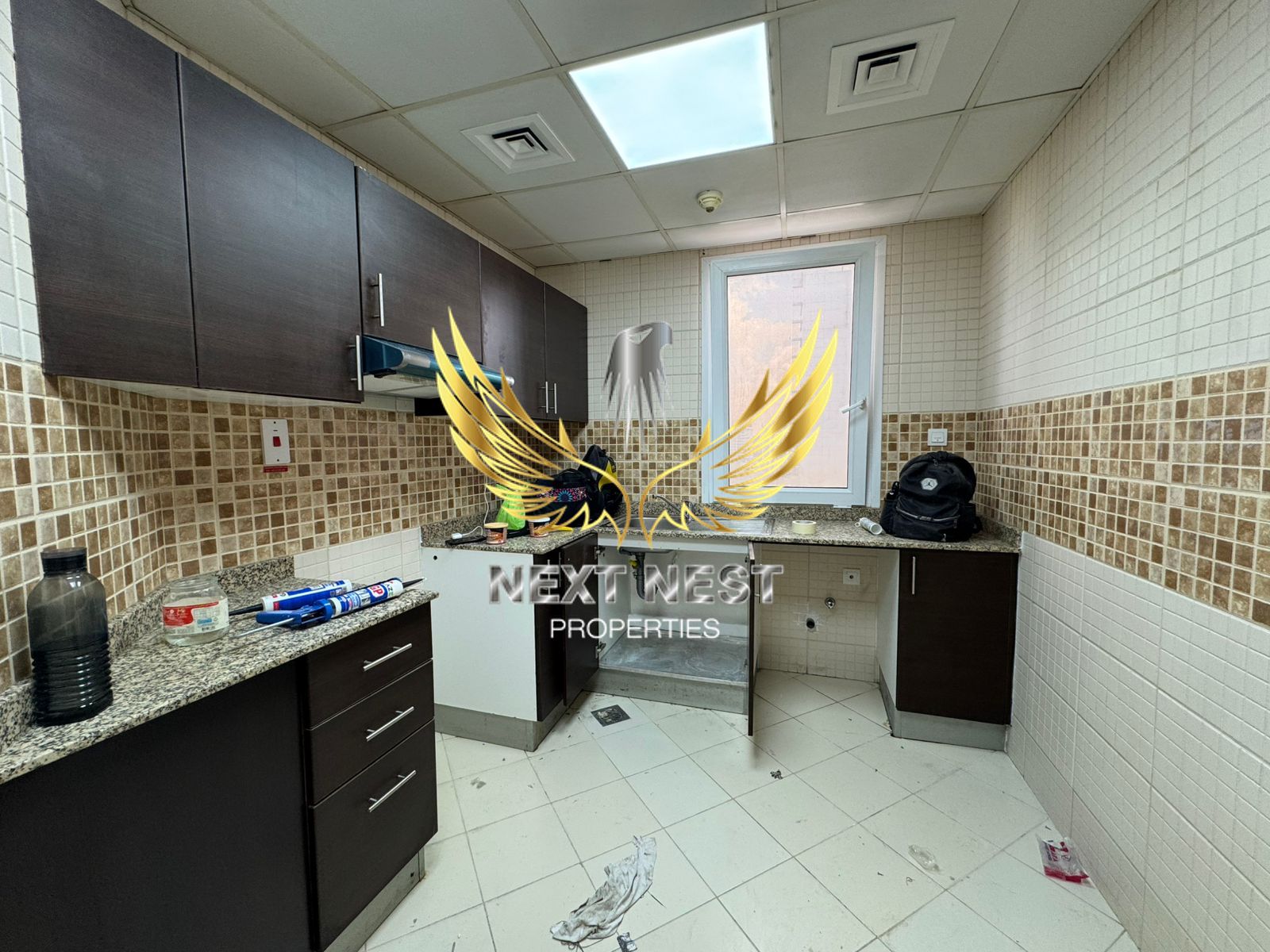 2BHK + MAID ROOM | CLOSE KITCHEN | FREEHOLD | CHILLER FREE | VACANT | NEAR SOUQ EXTRA