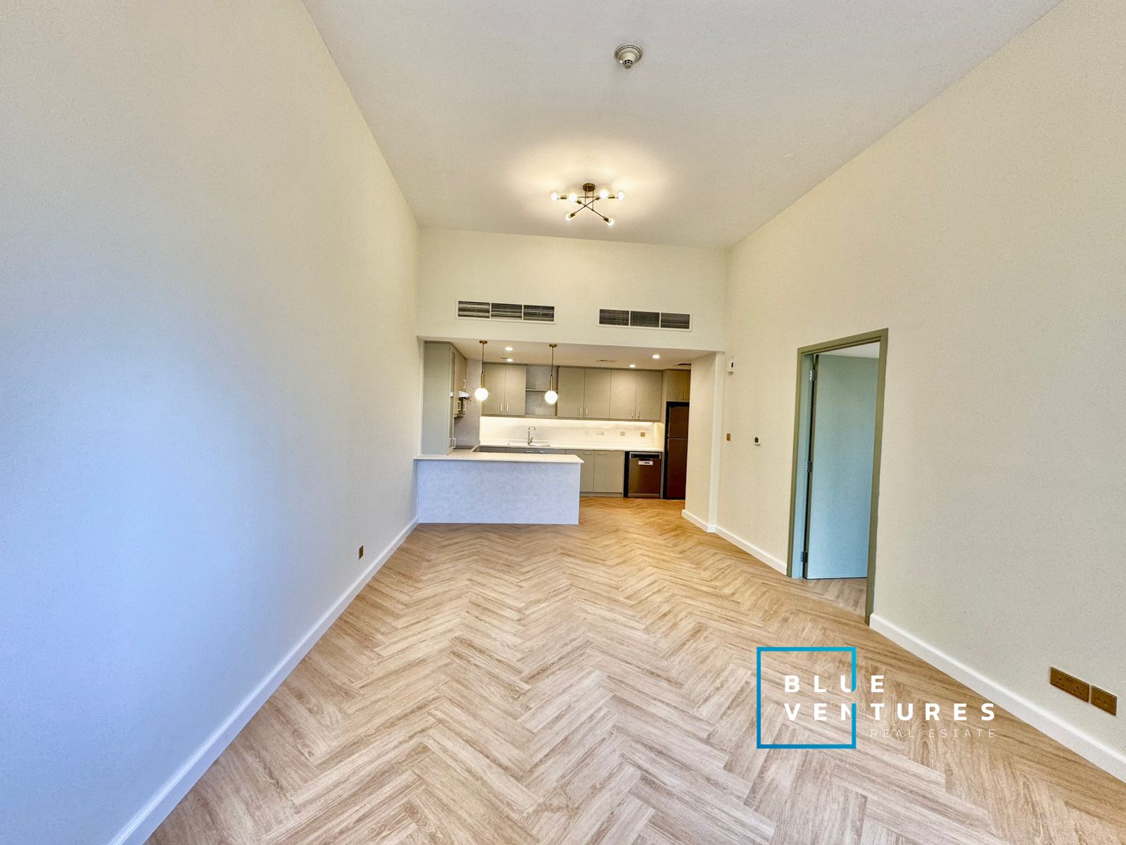 Fantastic Investment | 1-Bedroom | Full Upgraded