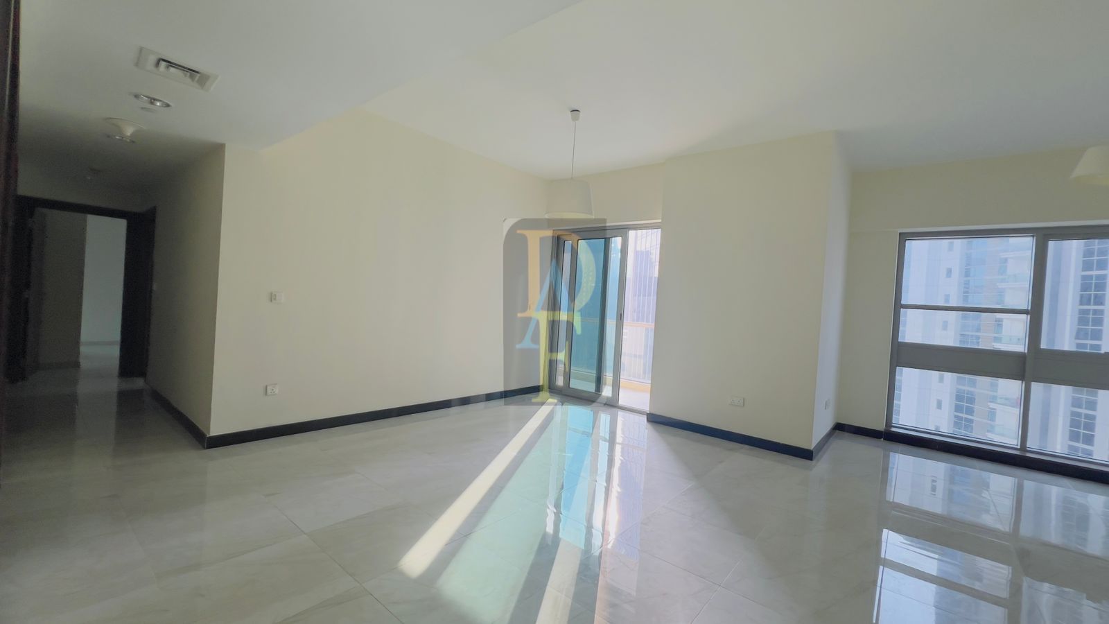 2 Bedroom - Spacious Hall - Vacant Now - Near Metro