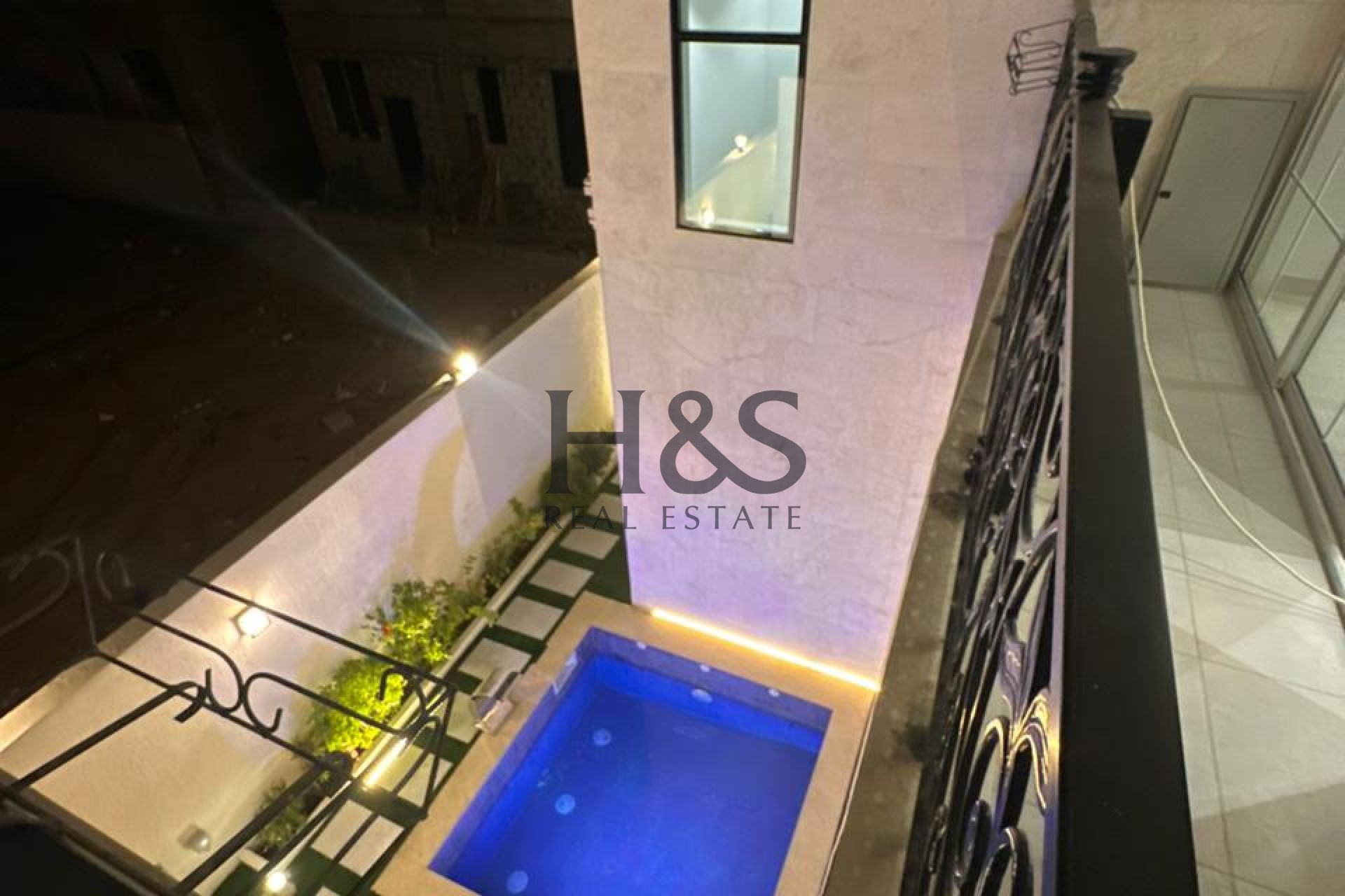 Generous 5-Bedroom Villa | Living Halls, Mini Pool & Roof Access