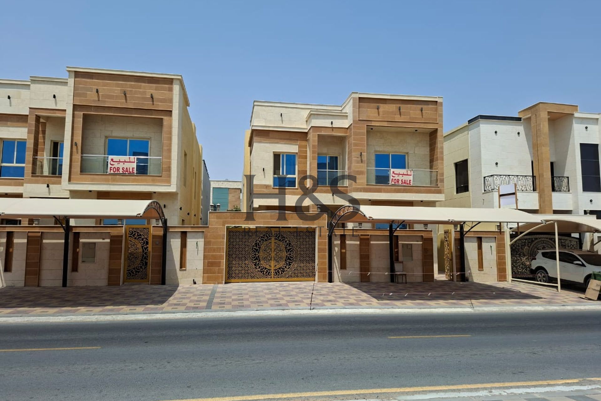 Premium 5-Bedroom Freehold Villa | Maid’s Room & Majlis Included