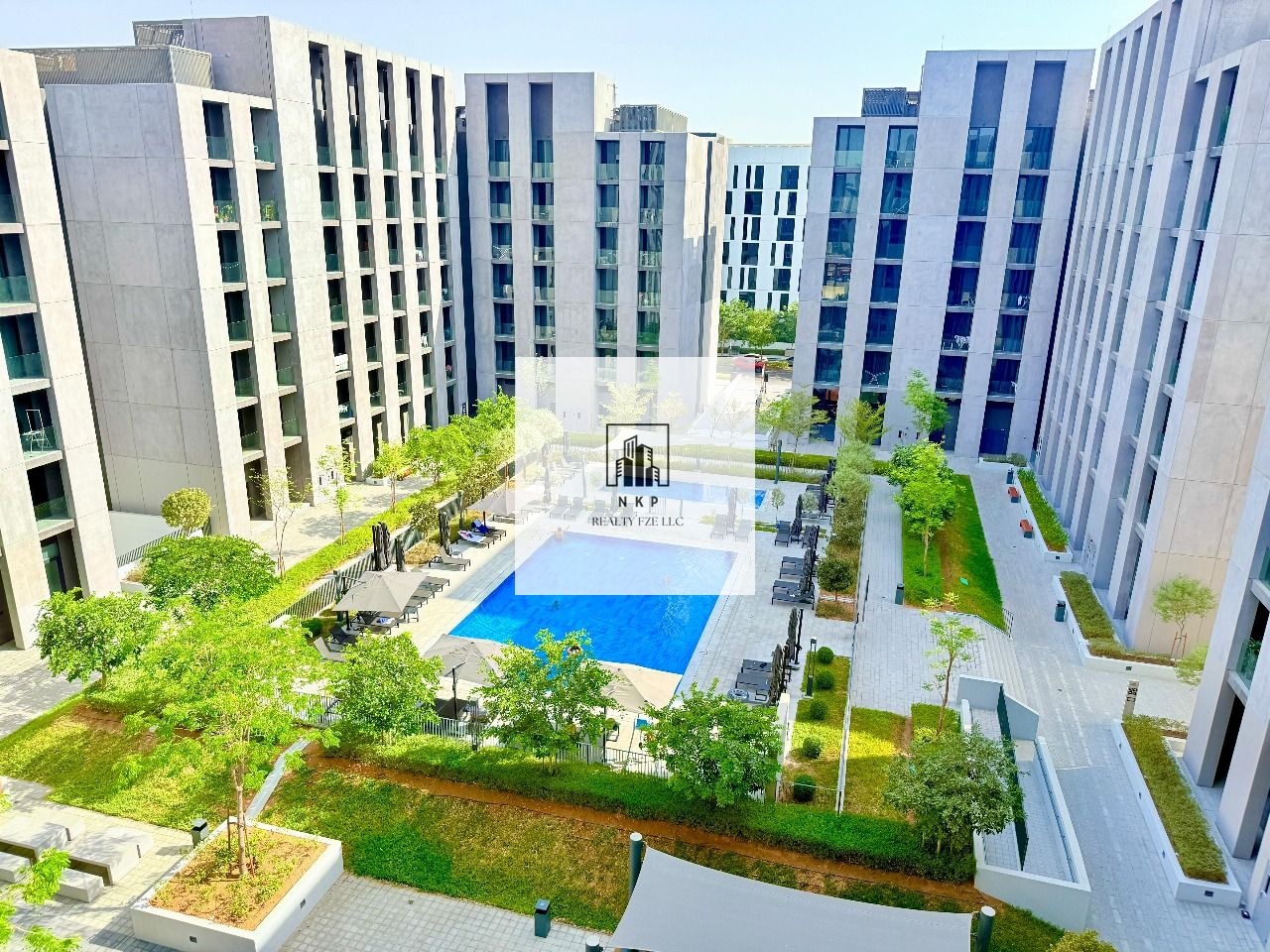 Smart Cozy| 1 bhk apartment| Amneties|Pool & gym